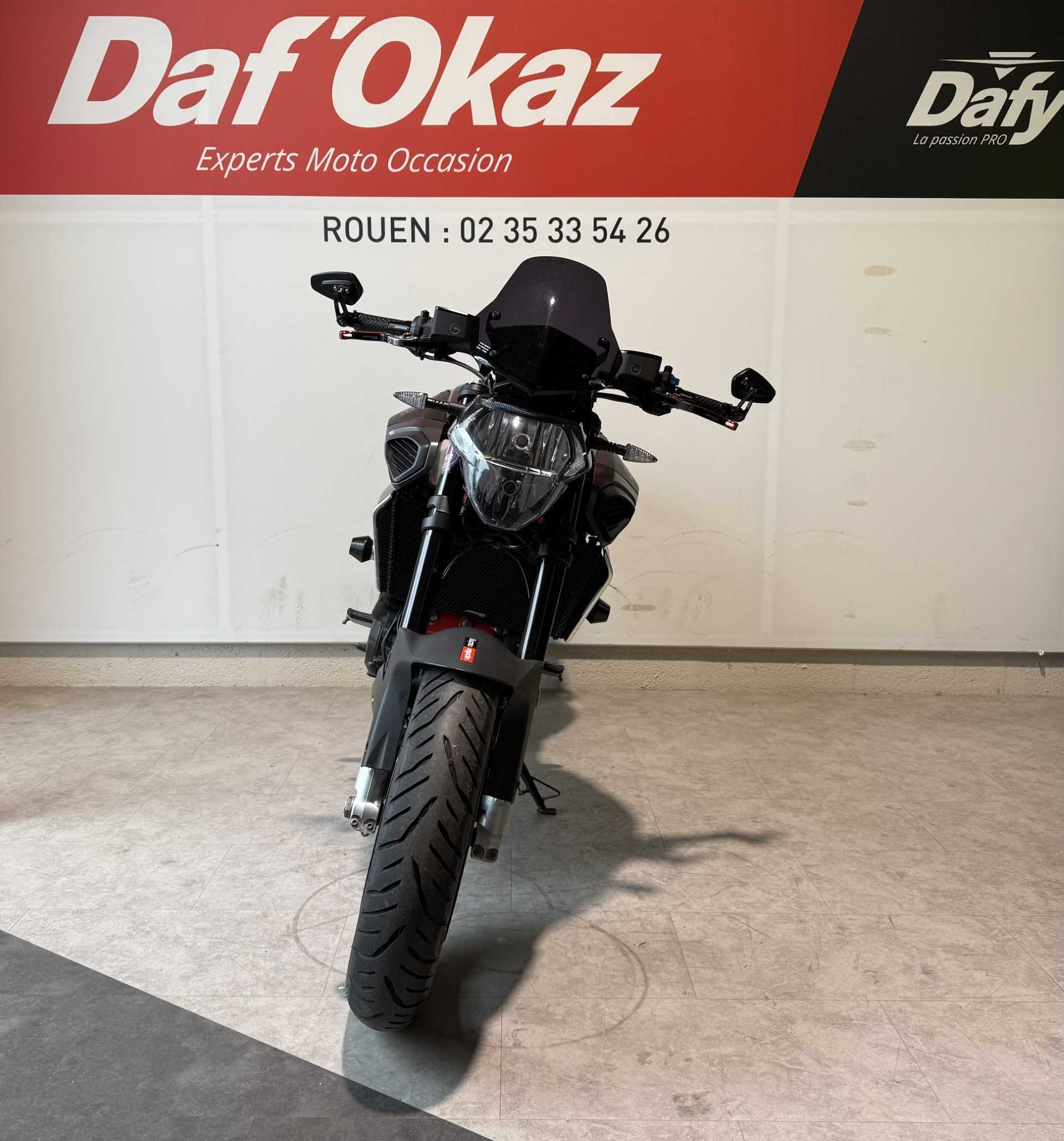 Aprilia Shiver 900 ABS 2020 HD vue avant