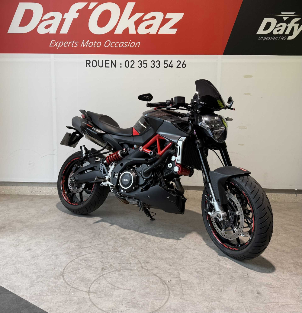 Aprilia Shiver 900 ABS 2020 vue 3/4 droite