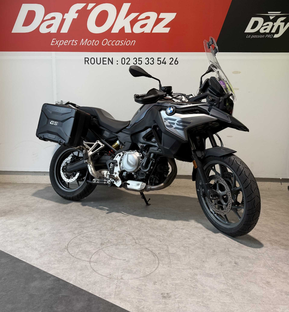 BMW F 750 GS 2019 vue 3/4 droite