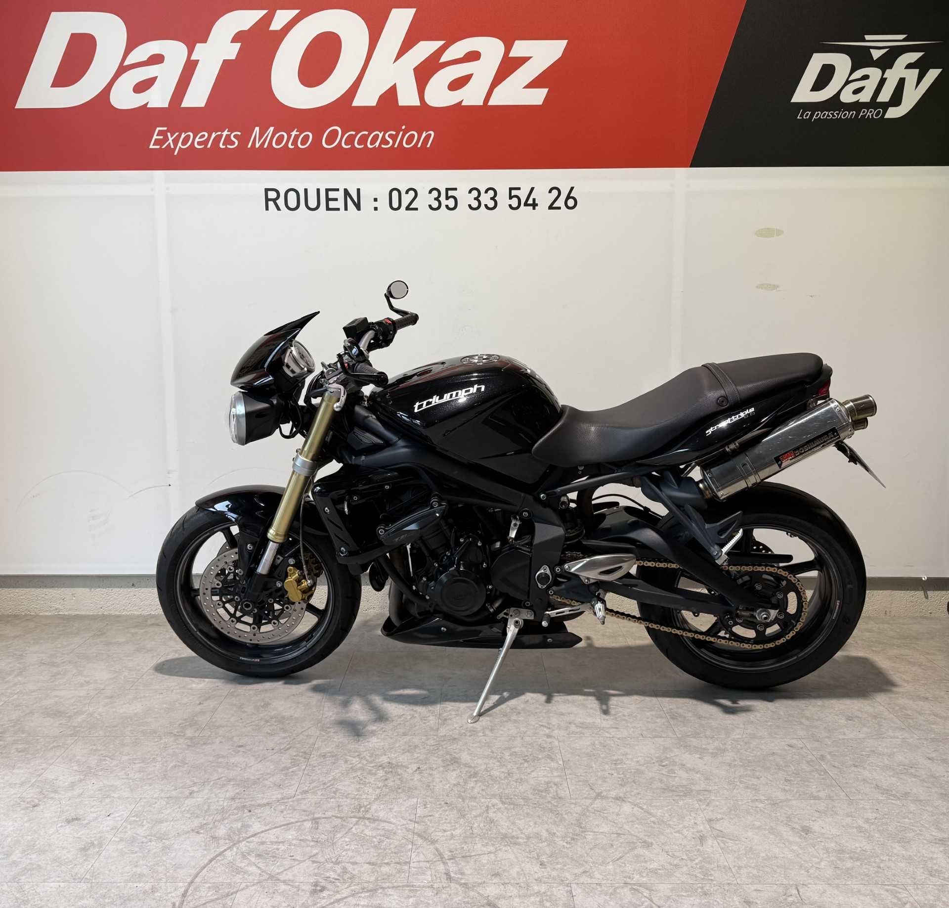 Triumph 675 Street Triple 2013 HD vue gauche