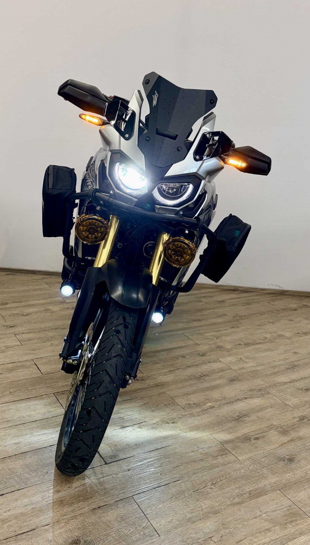 Honda CRF 1000 L Africa Twin 2016 vue avant