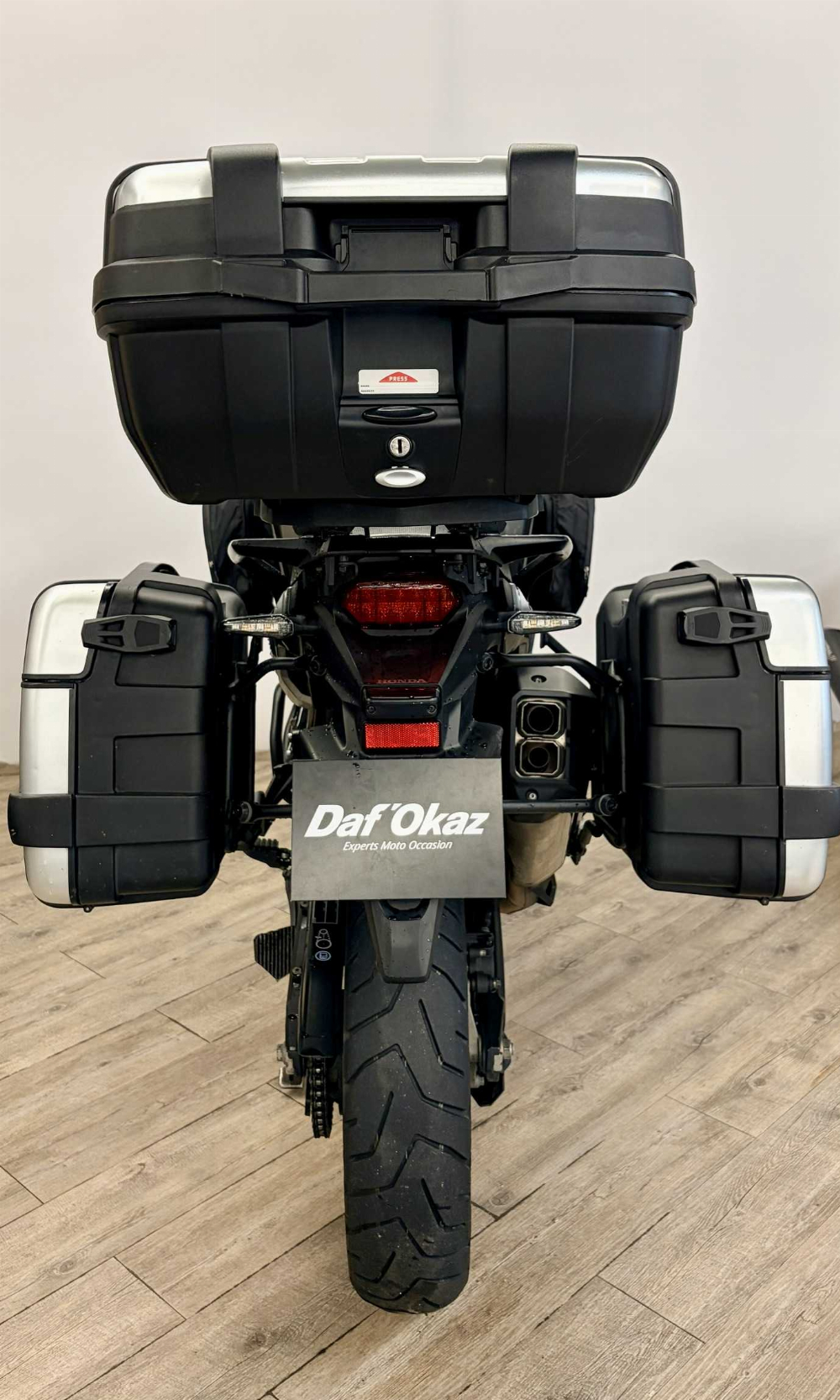 Honda CRF 1000 L Africa Twin 2016 vue arrière