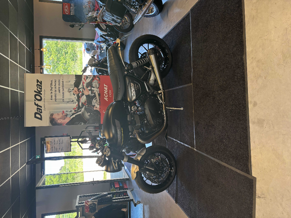 Triumph 1200 Speed Twin 2021 vue gauche