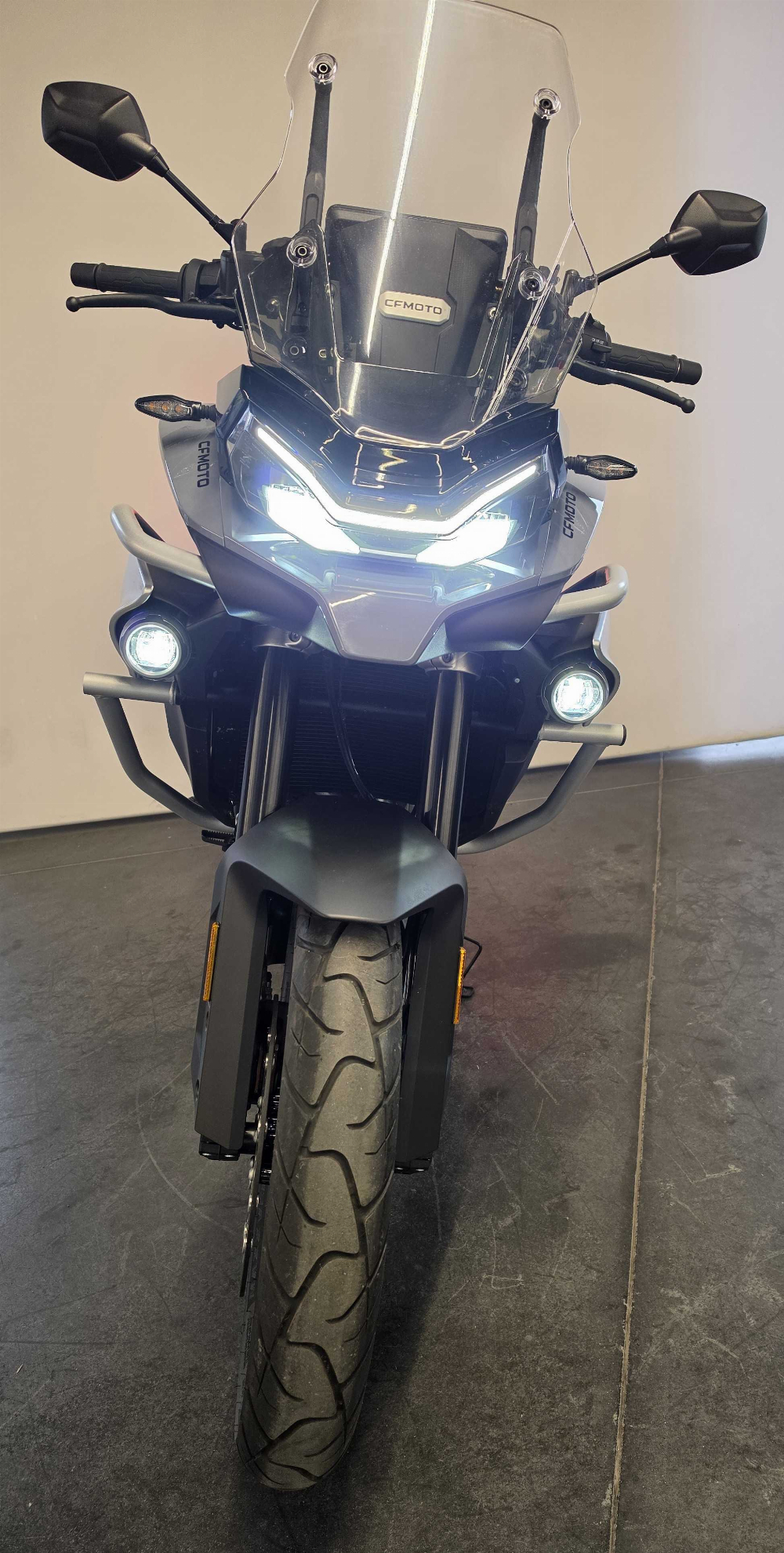 CFMOTO MT 800 ABS MT Sport ABS 2025 vue avant
