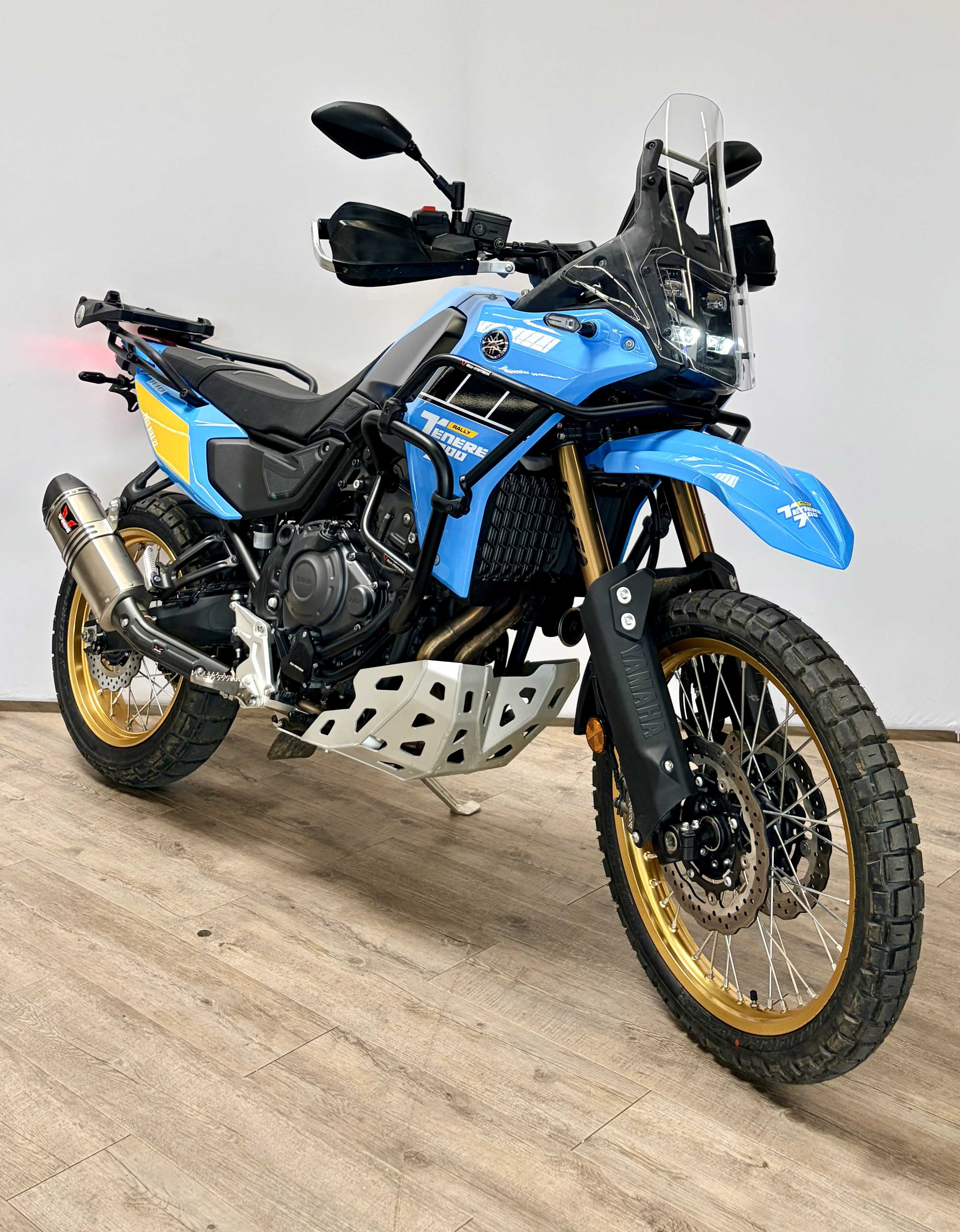 Yamaha XTZ 700 TENERE RALLY T7 RALLY 2026 HD vue 3/4 droite