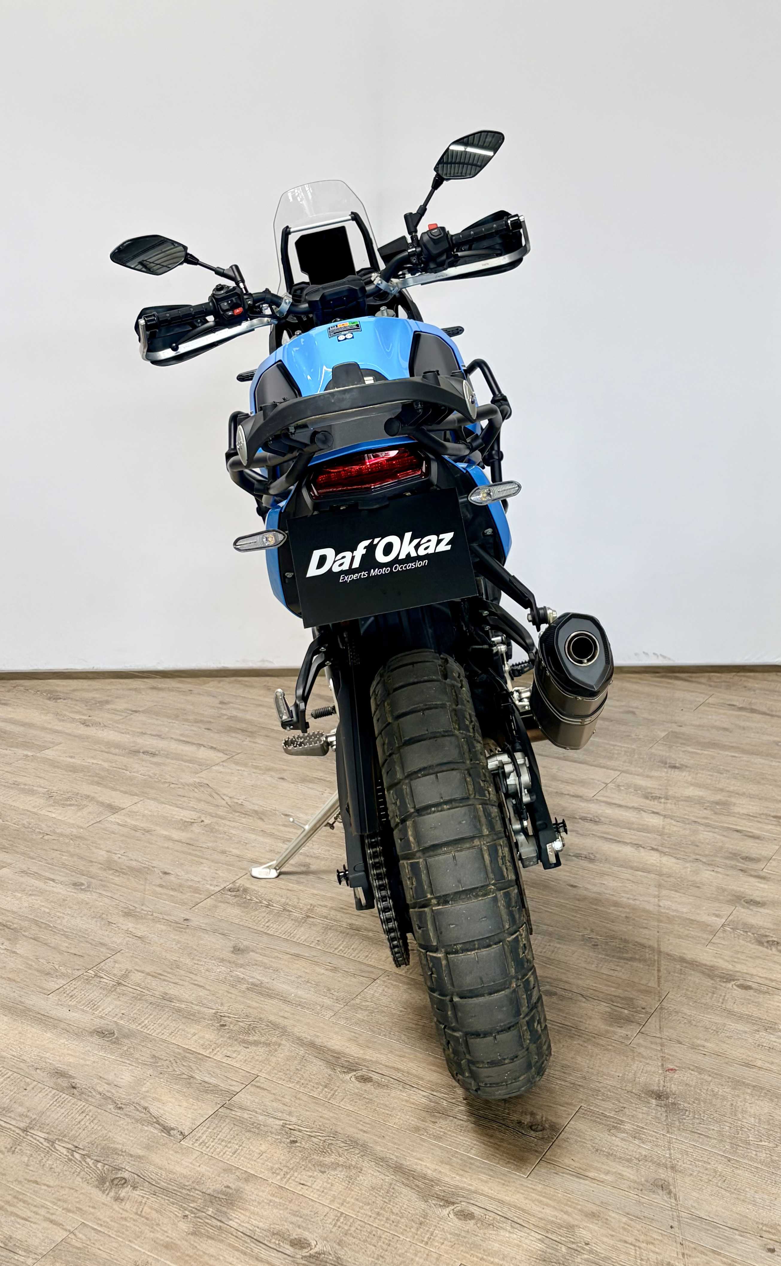 Yamaha XTZ 700 TENERE RALLY T7 RALLY 2026 HD vue arrière