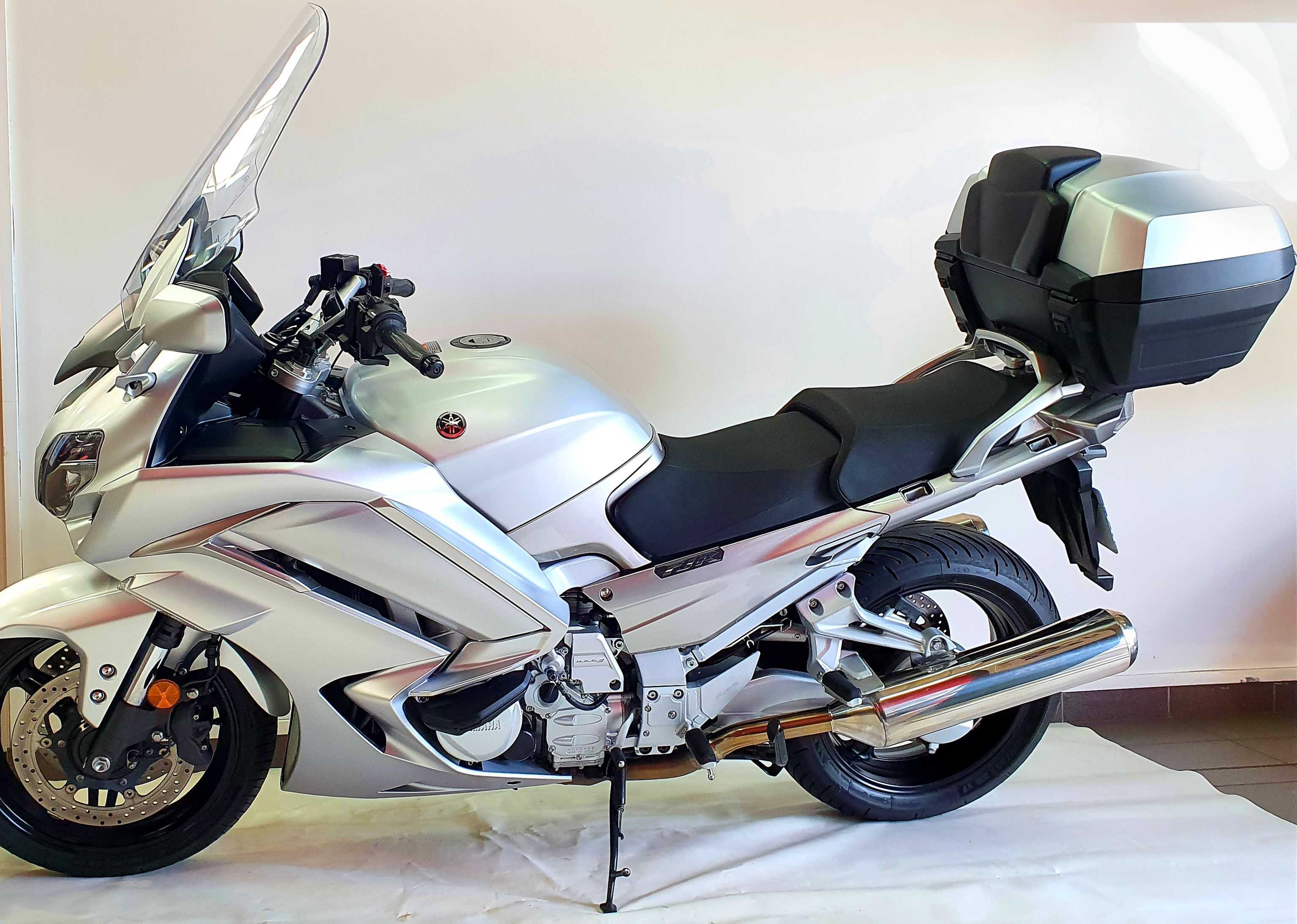 Yamaha FJR 1300 A 2017 HD vue gauche