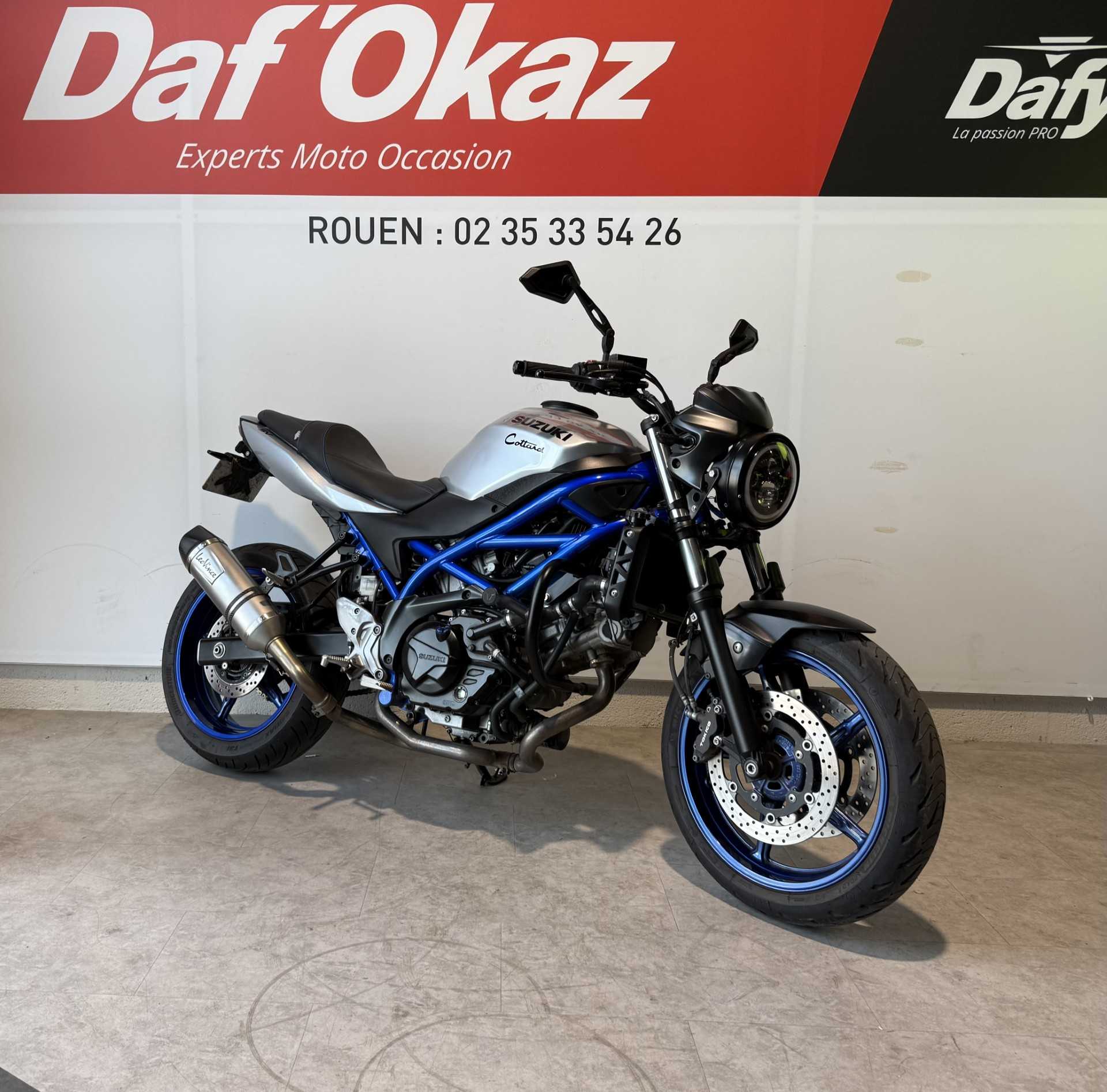 Suzuki SV 650 2020 HD vue 3/4 droite