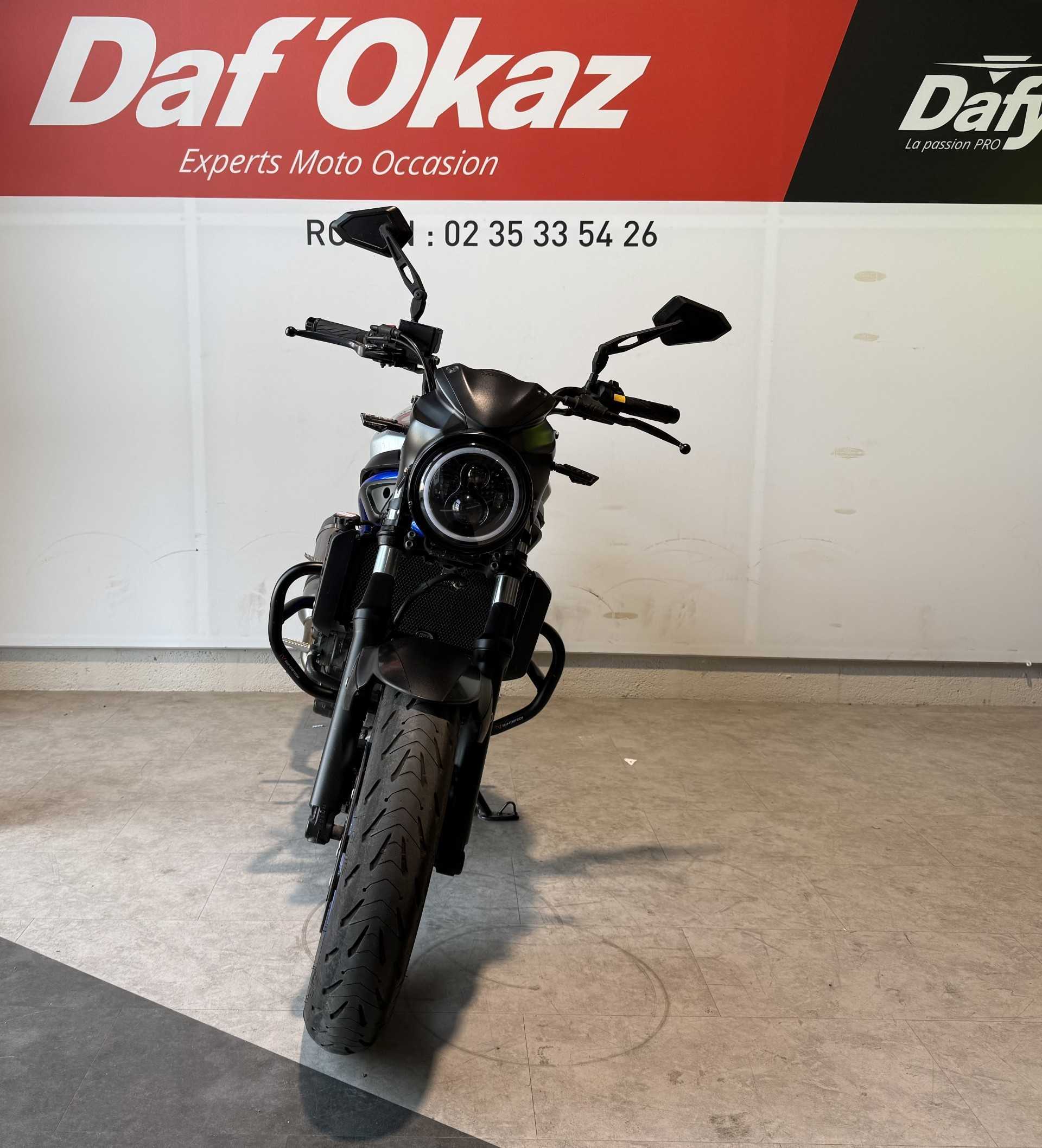 Suzuki SV 650 2020 HD vue avant