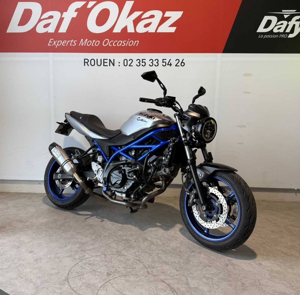 Suzuki SV 650 2020 vue 3/4 droite