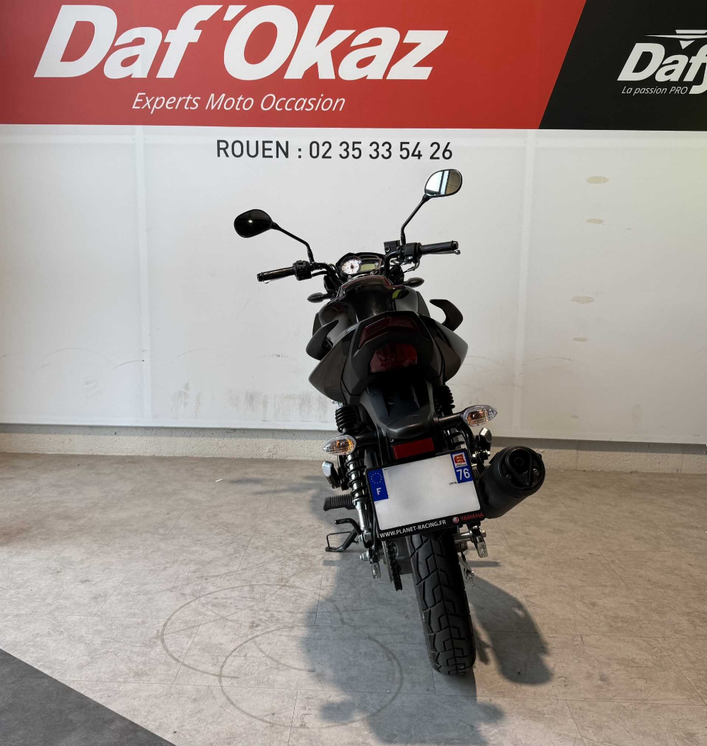 Yamaha YS 125 2019 vue arrière