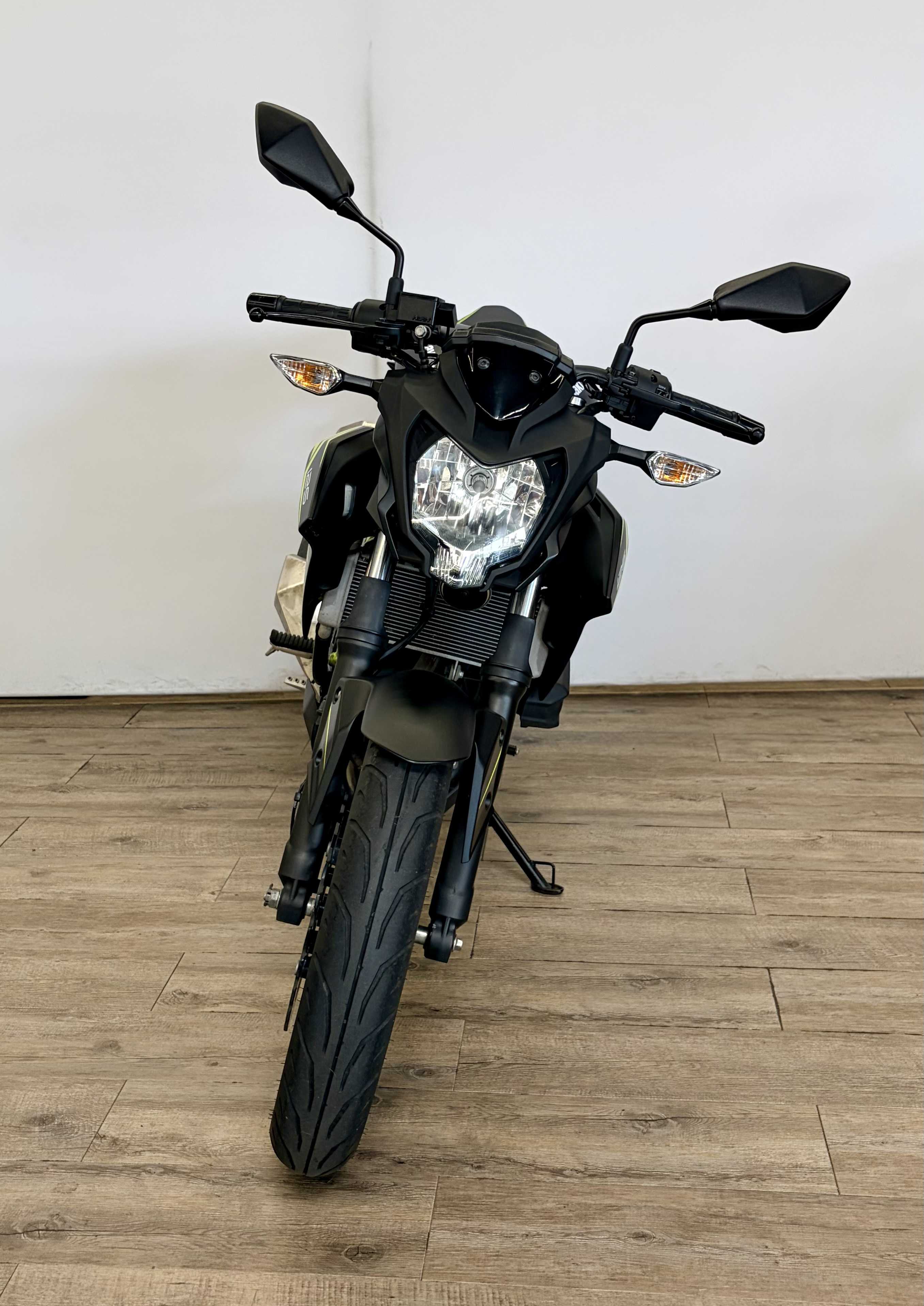 Kawasaki Z 125 2022 HD vue avant