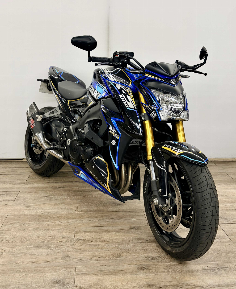 Suzuki GSX-S 1000 ABS 2019 vue 3/4 droite