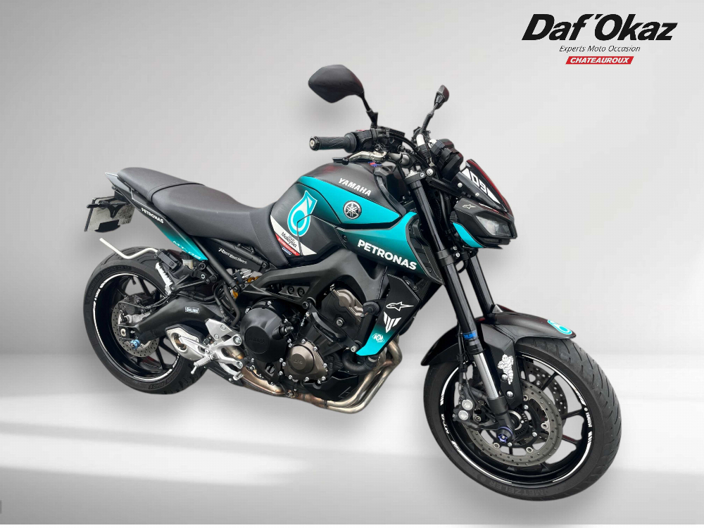 Yamaha MT-09 850 ABS 2020 vue 3/4 droite