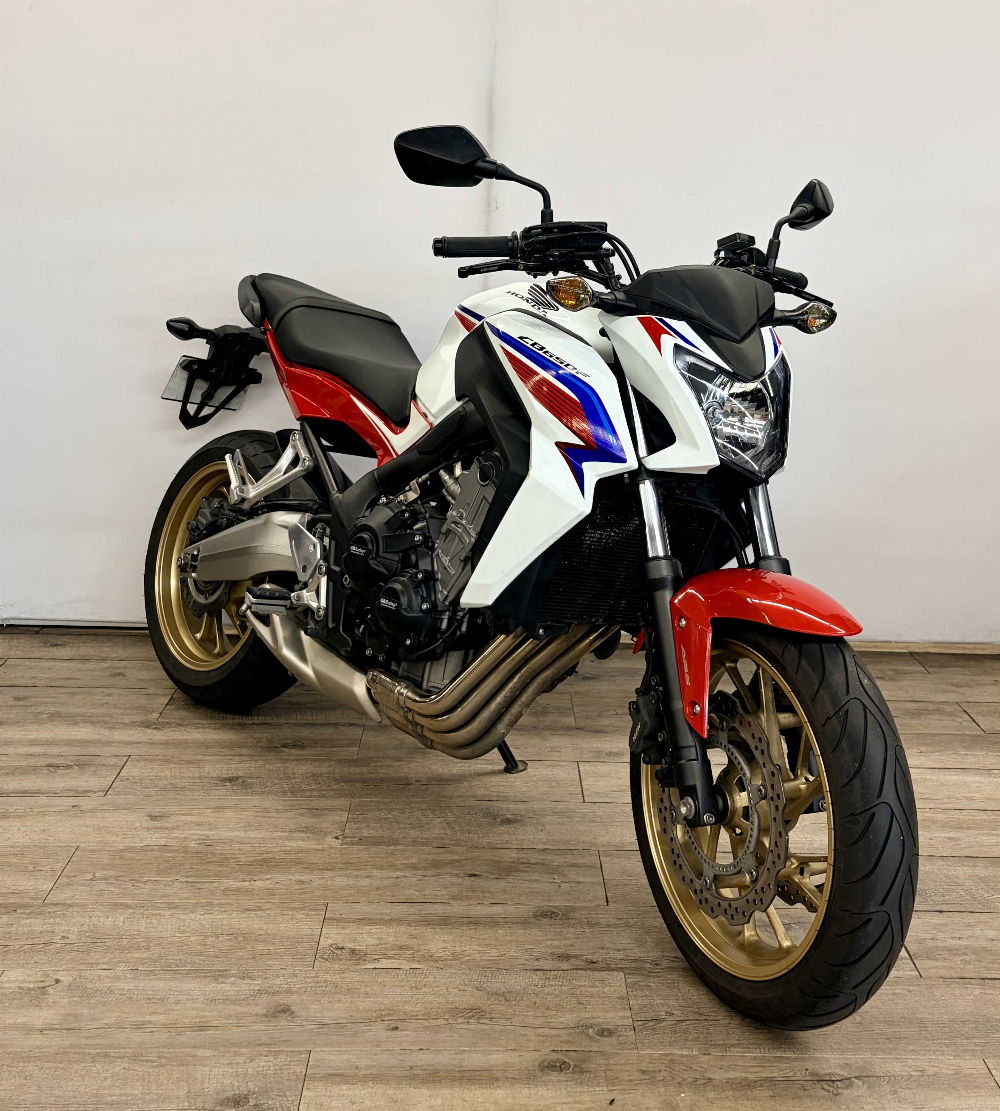 Honda CB 650 F ABS 2015 vue 3/4 droite