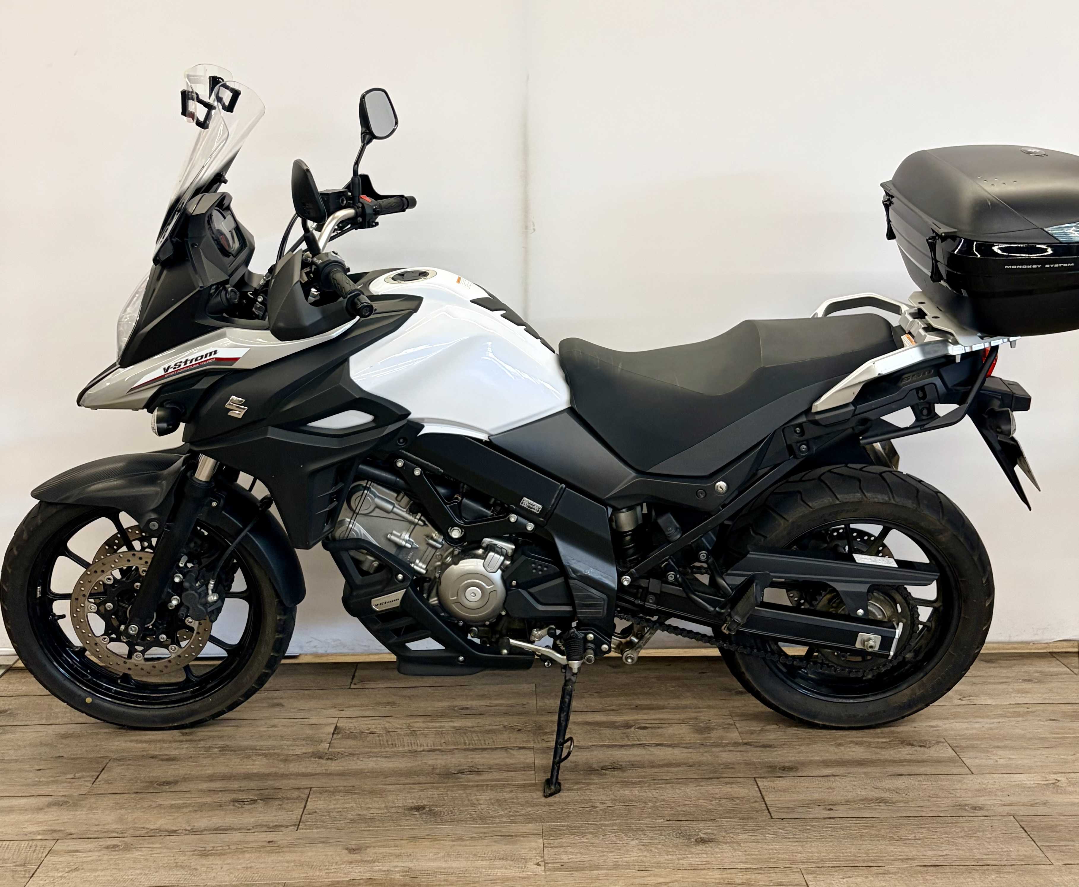 Suzuki DL 650 V-Strom ABS 2017 HD vue gauche