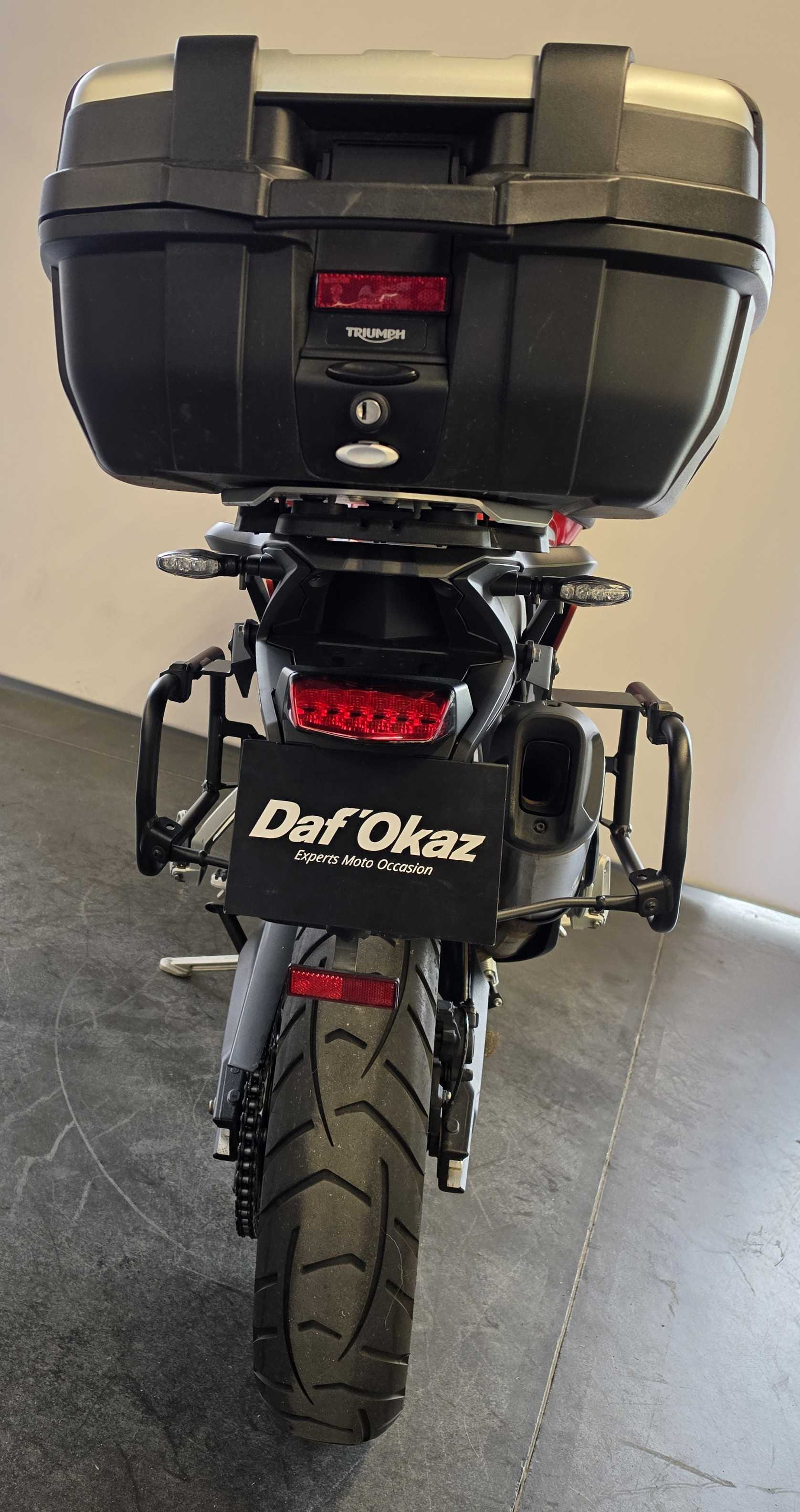 Triumph 900 Tiger GT 2020 HD vue arrière