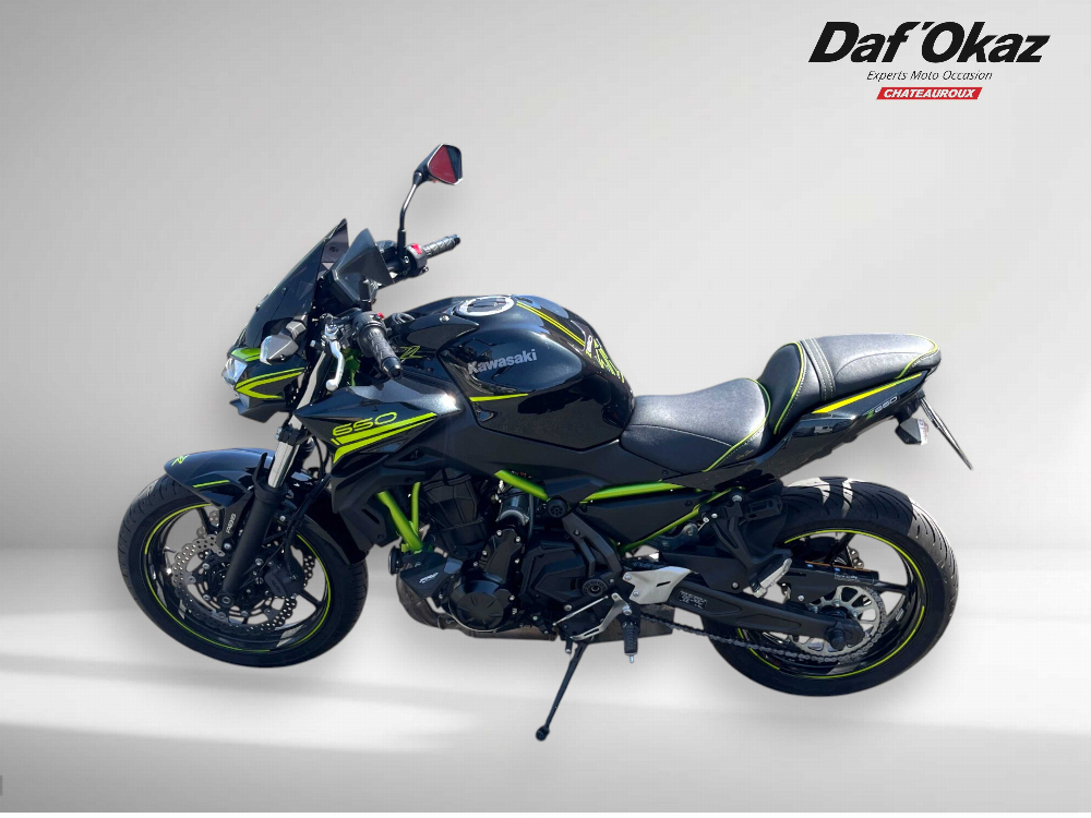 Kawasaki Z 650 2020 vue arrière
