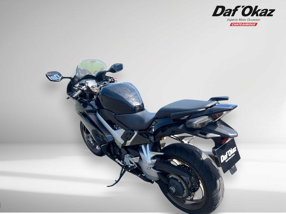Honda VFR 800 F RC79 2014 vue gauche