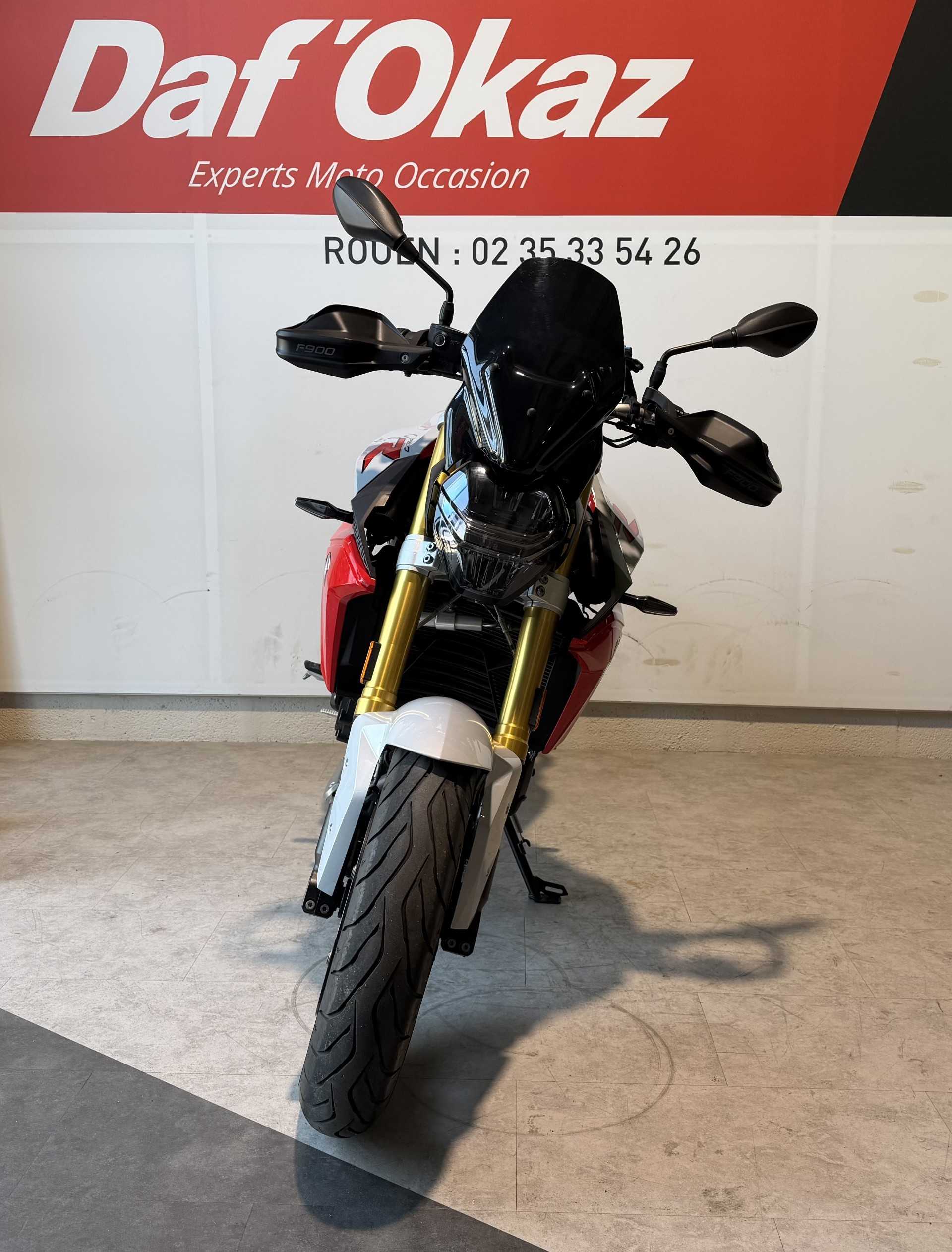 BMW F 900 R 2021 HD vue avant