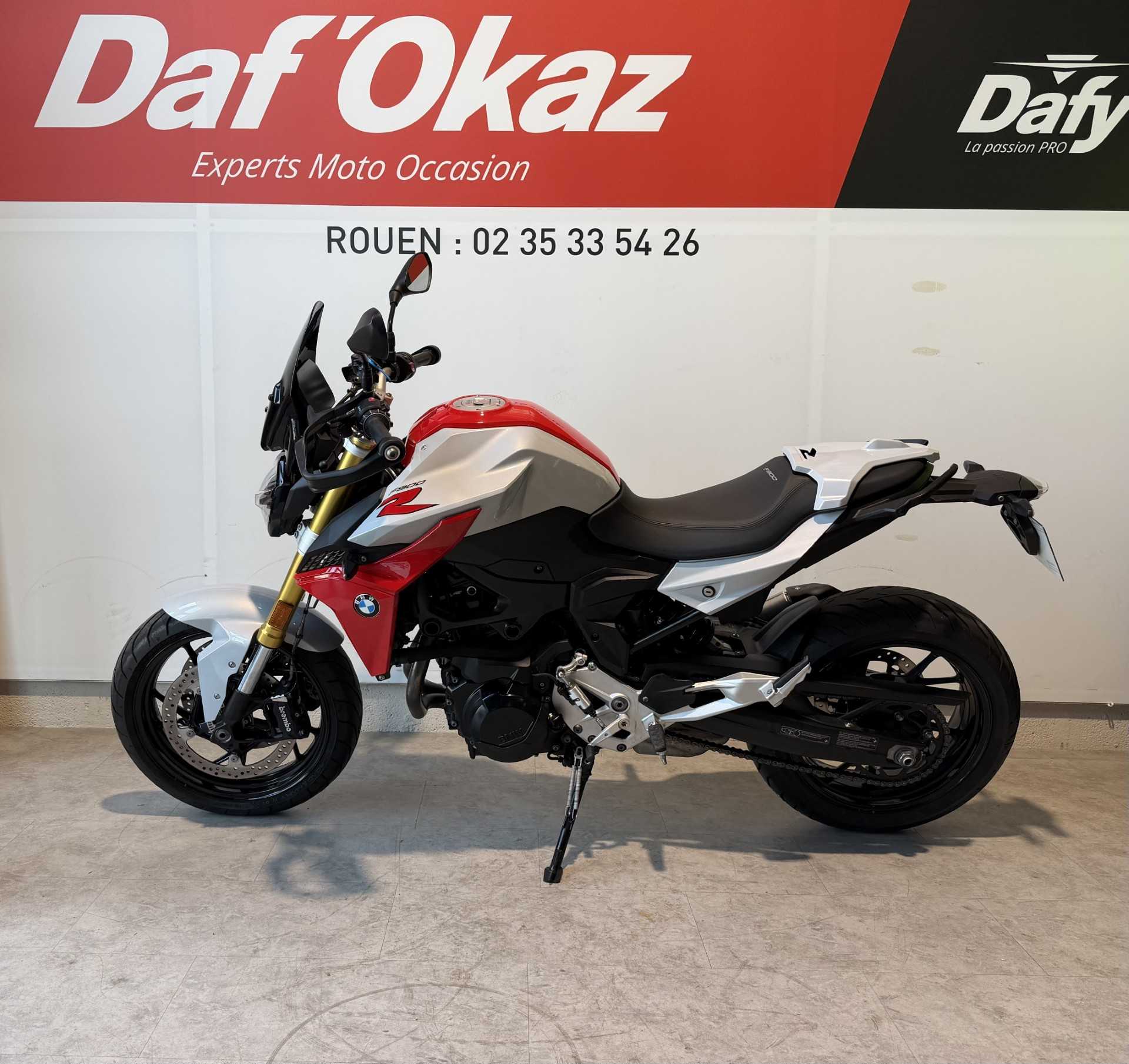 BMW F 900 R 2021 HD vue gauche