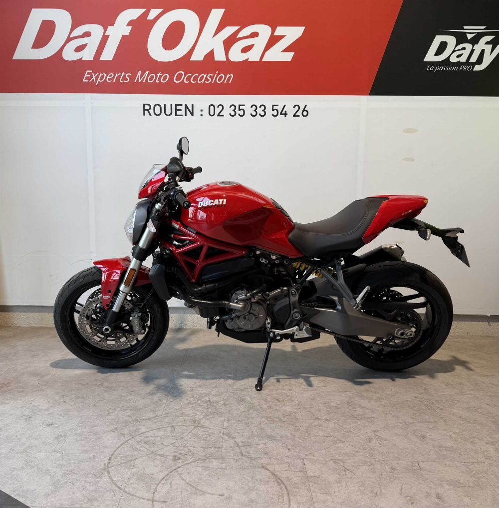 Ducati 821 Monster 2020 vue gauche