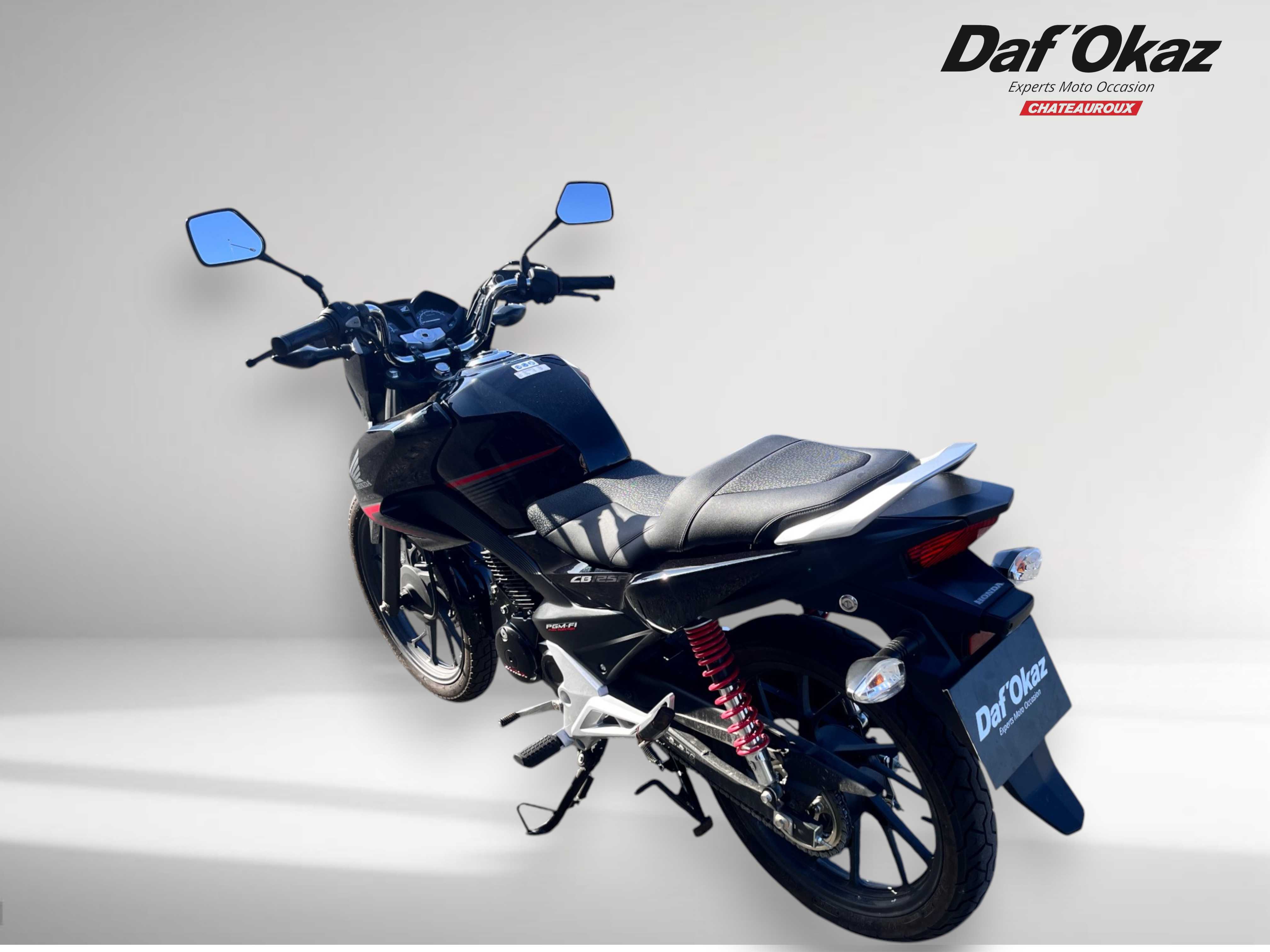 Honda CB 125 F (GLR) 2015 HD vue gauche