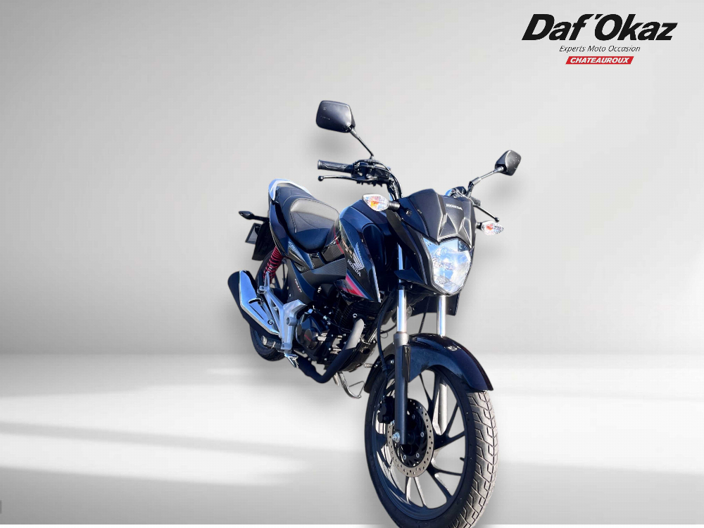 Honda CB 125 F (GLR) 2015 vue 3/4 droite