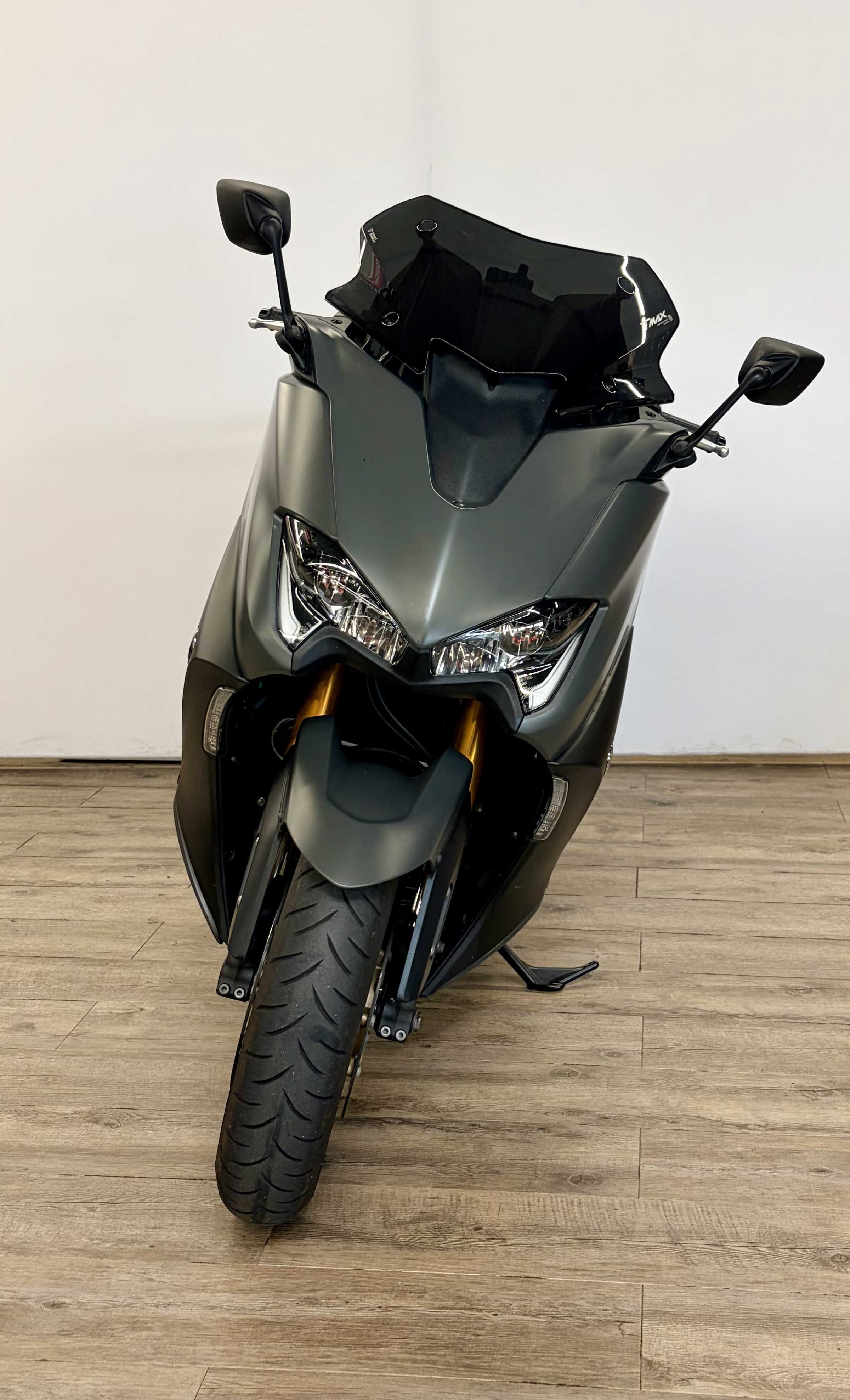 Yamaha XP 560 T-Max Tech Max 2021 HD vue avant