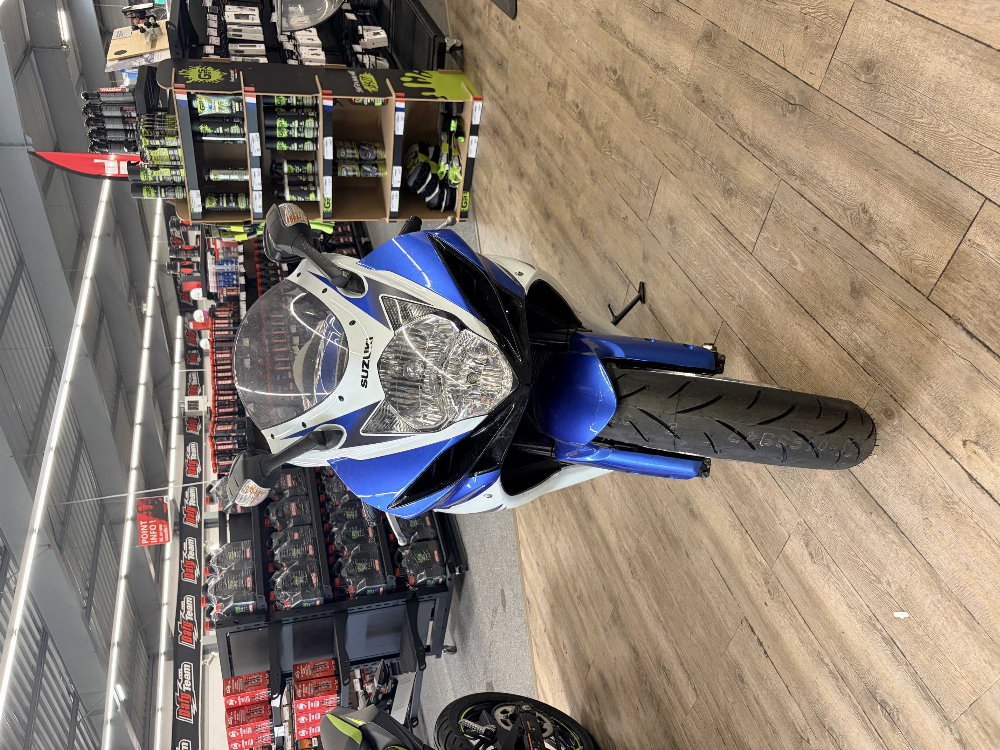 Suzuki GSX-R 600 2012 vue avant
