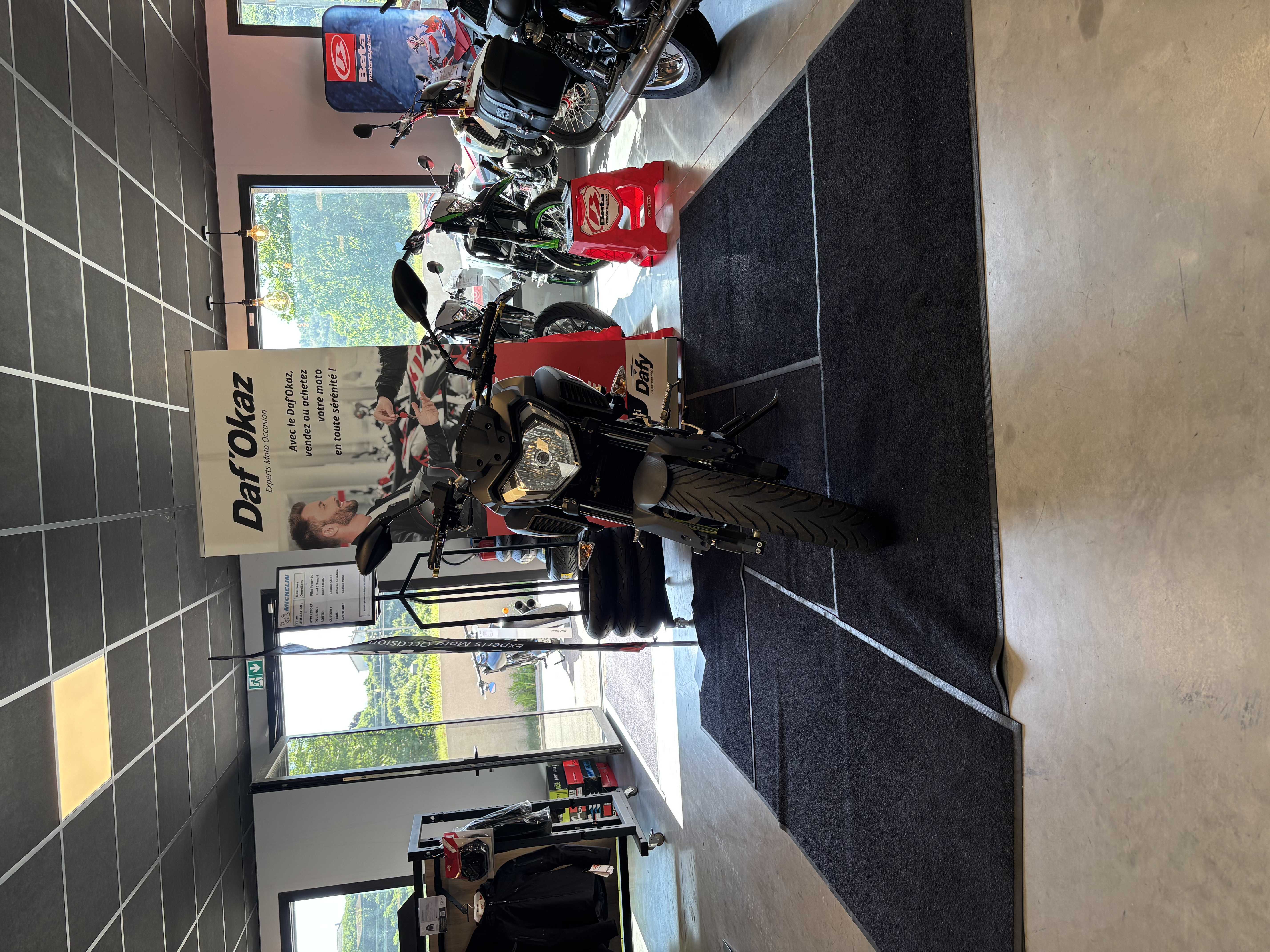 Yamaha MT 125 ABS 2018 HD vue avant