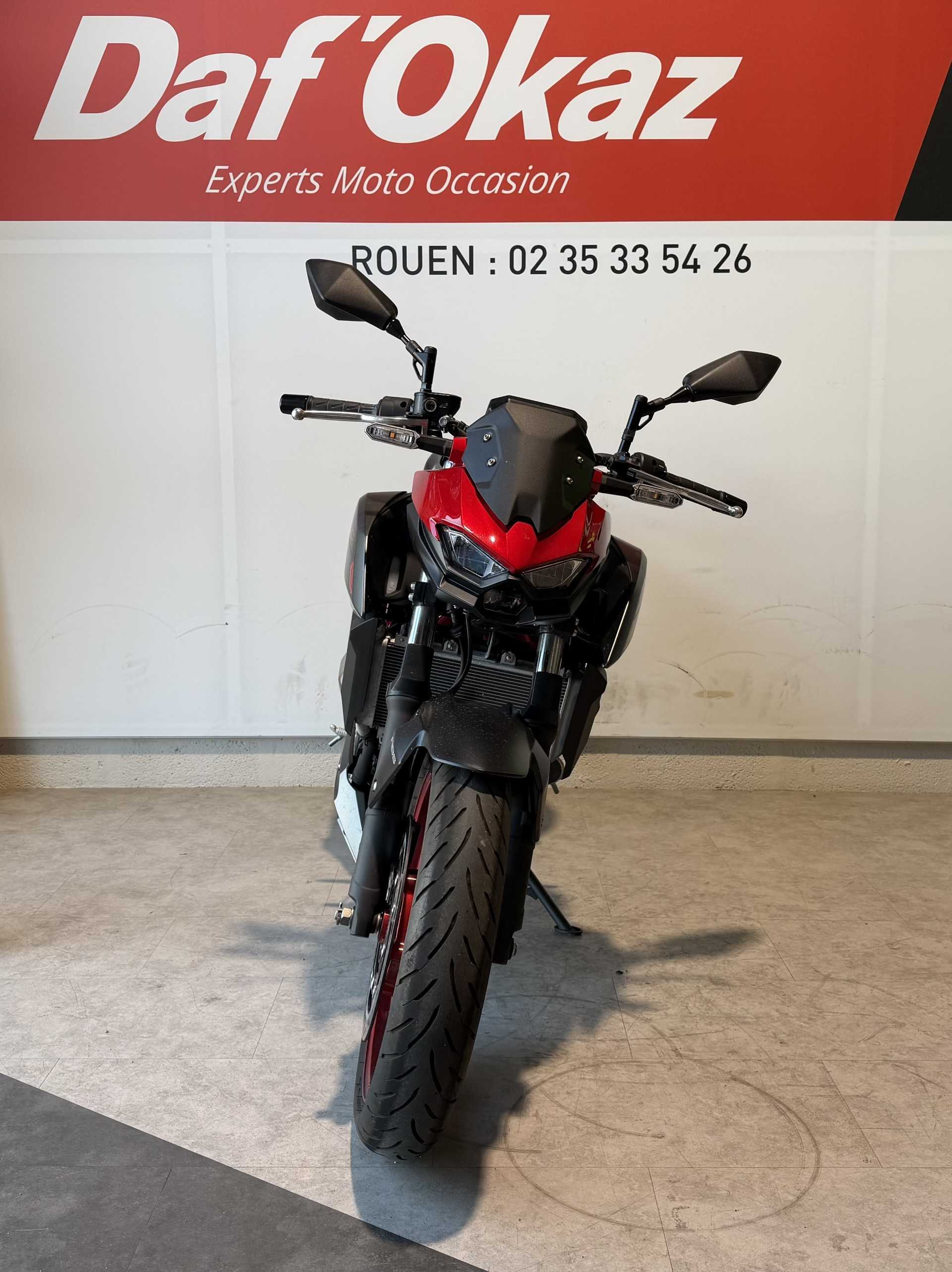 Kawasaki Z 500 - 2025 HD vue avant