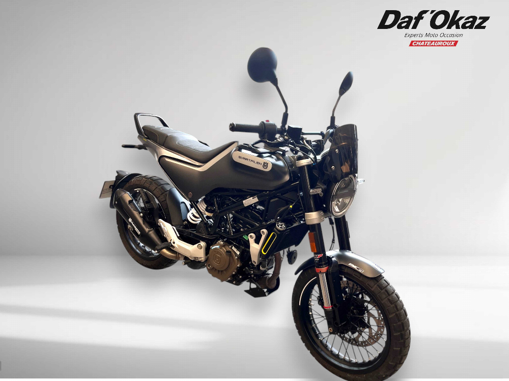 Husqvarna Svartpilen 125 2021 vue 3/4 droite