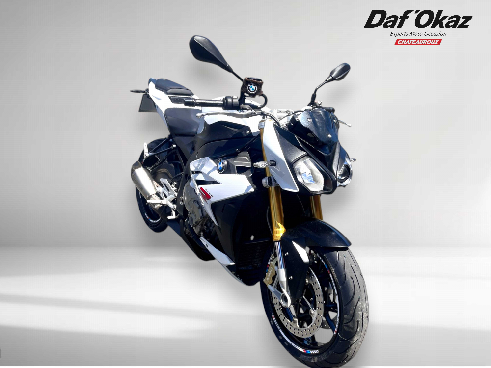 BMW S 1000 R 2014 vue 3/4 droite