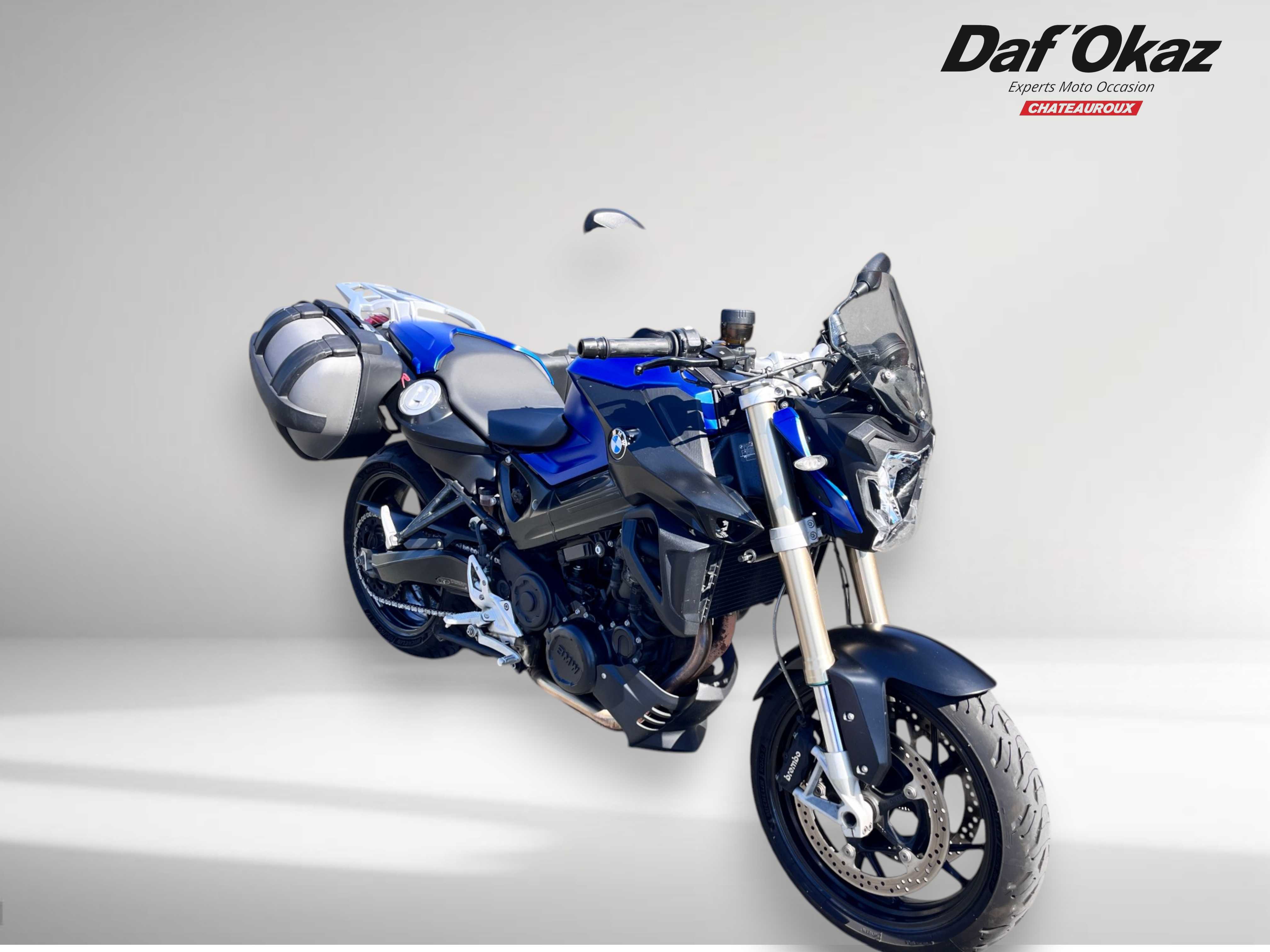 BMW F 800 R 2015 HD vue 3/4 droite