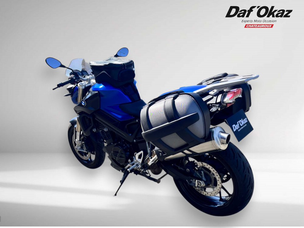 BMW F 800 R 2015 vue gauche