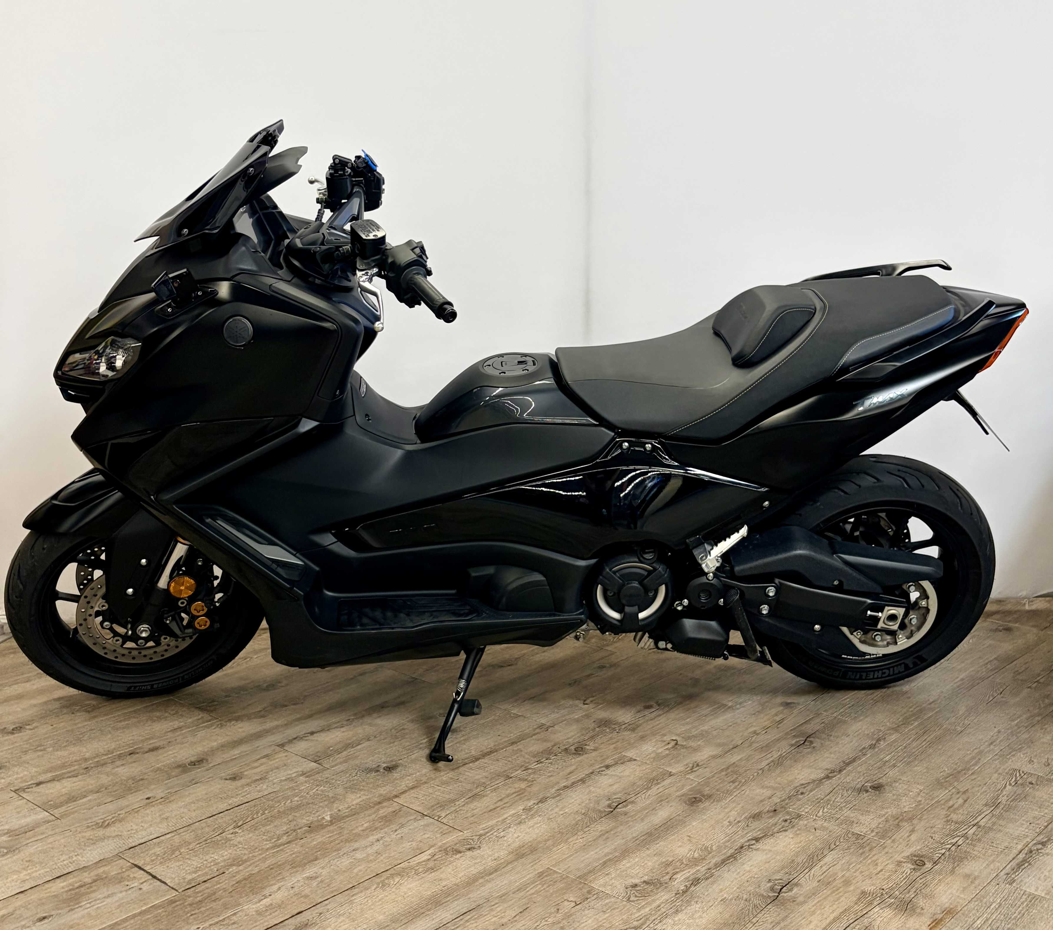 Yamaha XP 560 T-Max Tech Max 2021 HD vue gauche