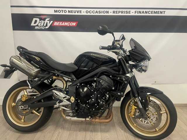 Triumph 675 Street Triple R 2010 HD vue 3/4 droite