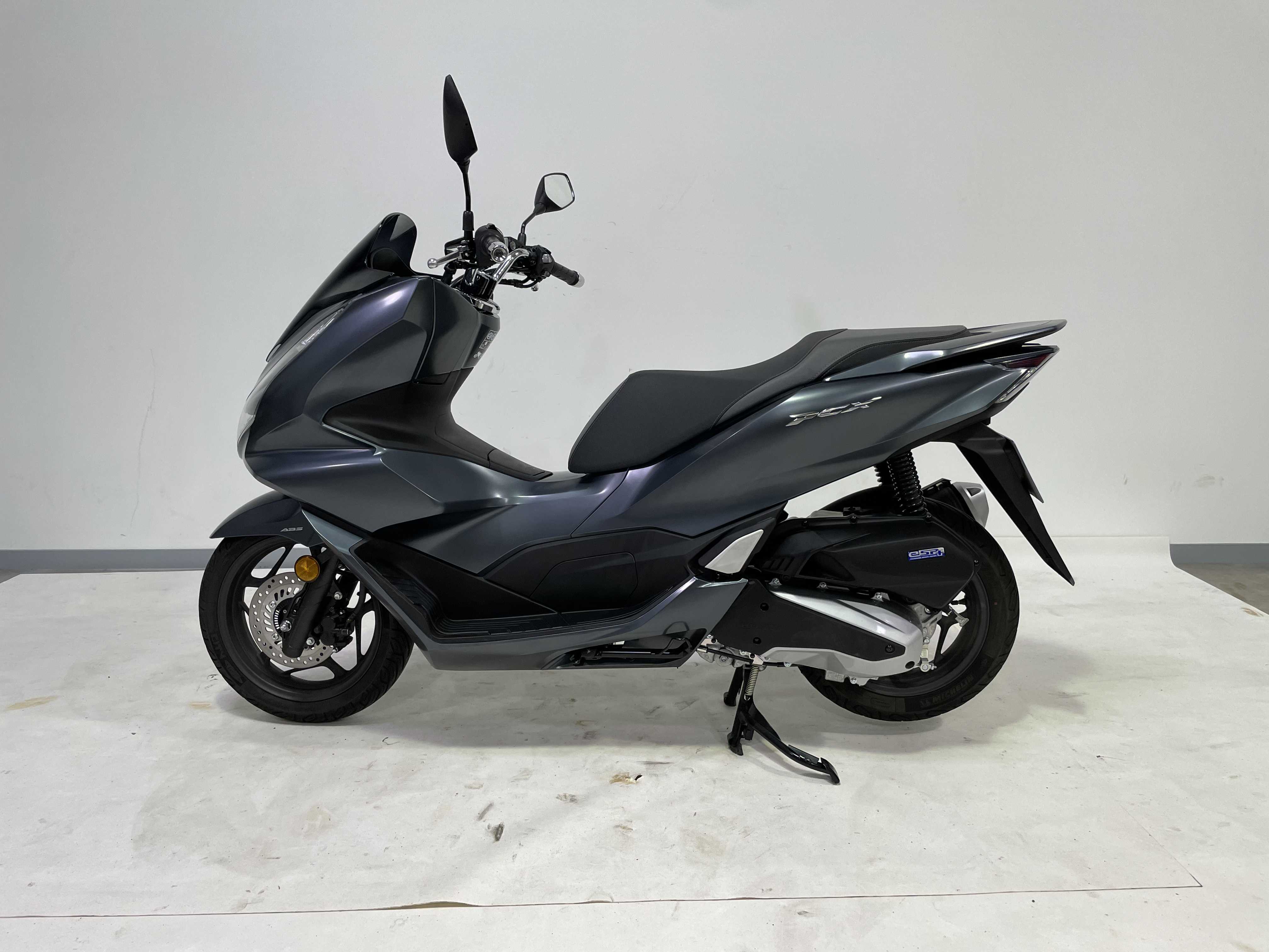 Honda PCX125 2020 HD vue gauche