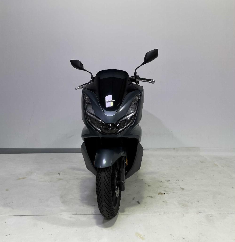 Honda PCX125 2020 vue avant