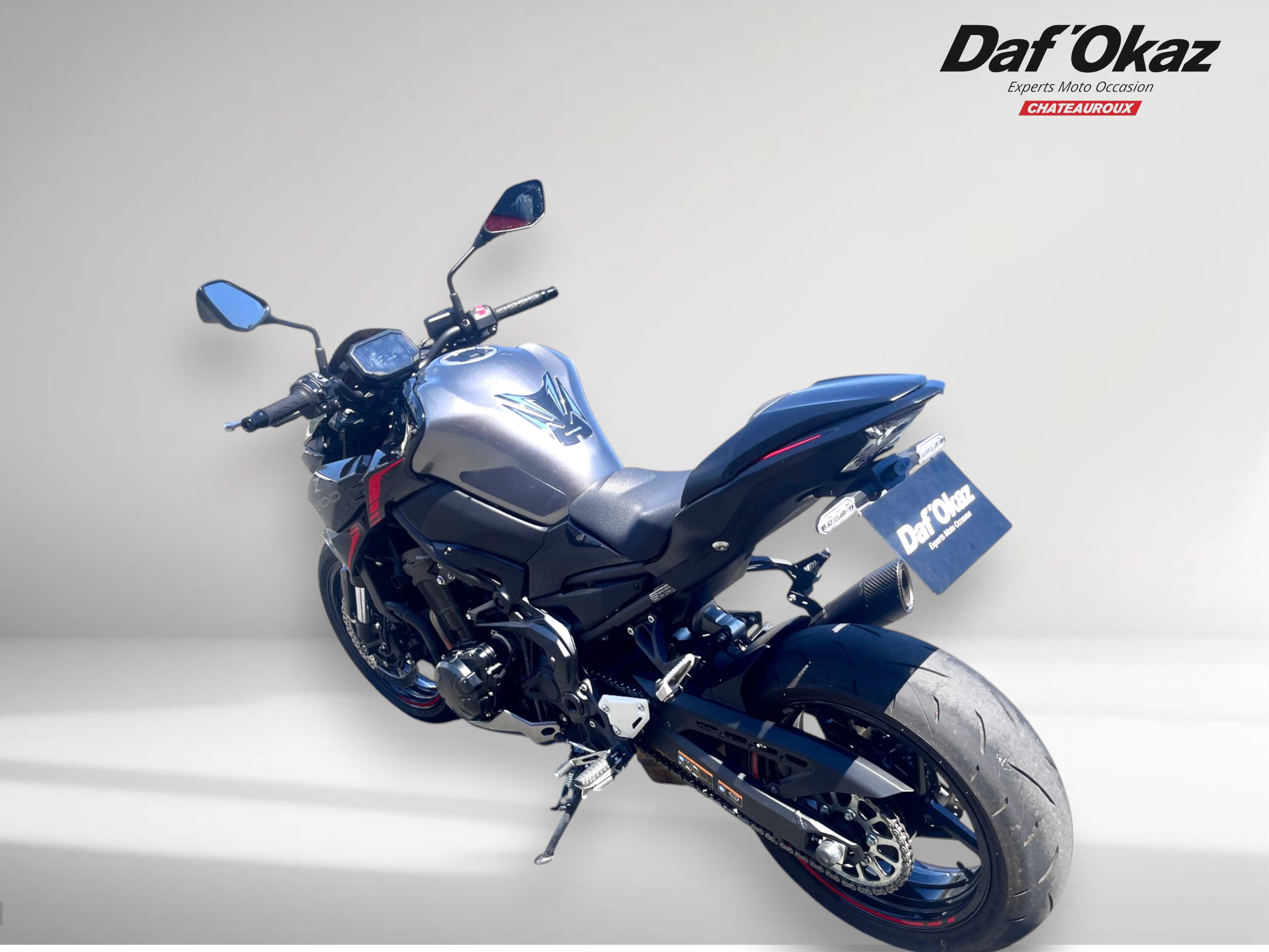 Kawasaki Z 900 2023 HD vue gauche