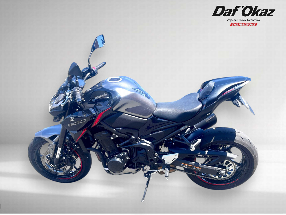 Kawasaki Z 900 2023 vue arrière