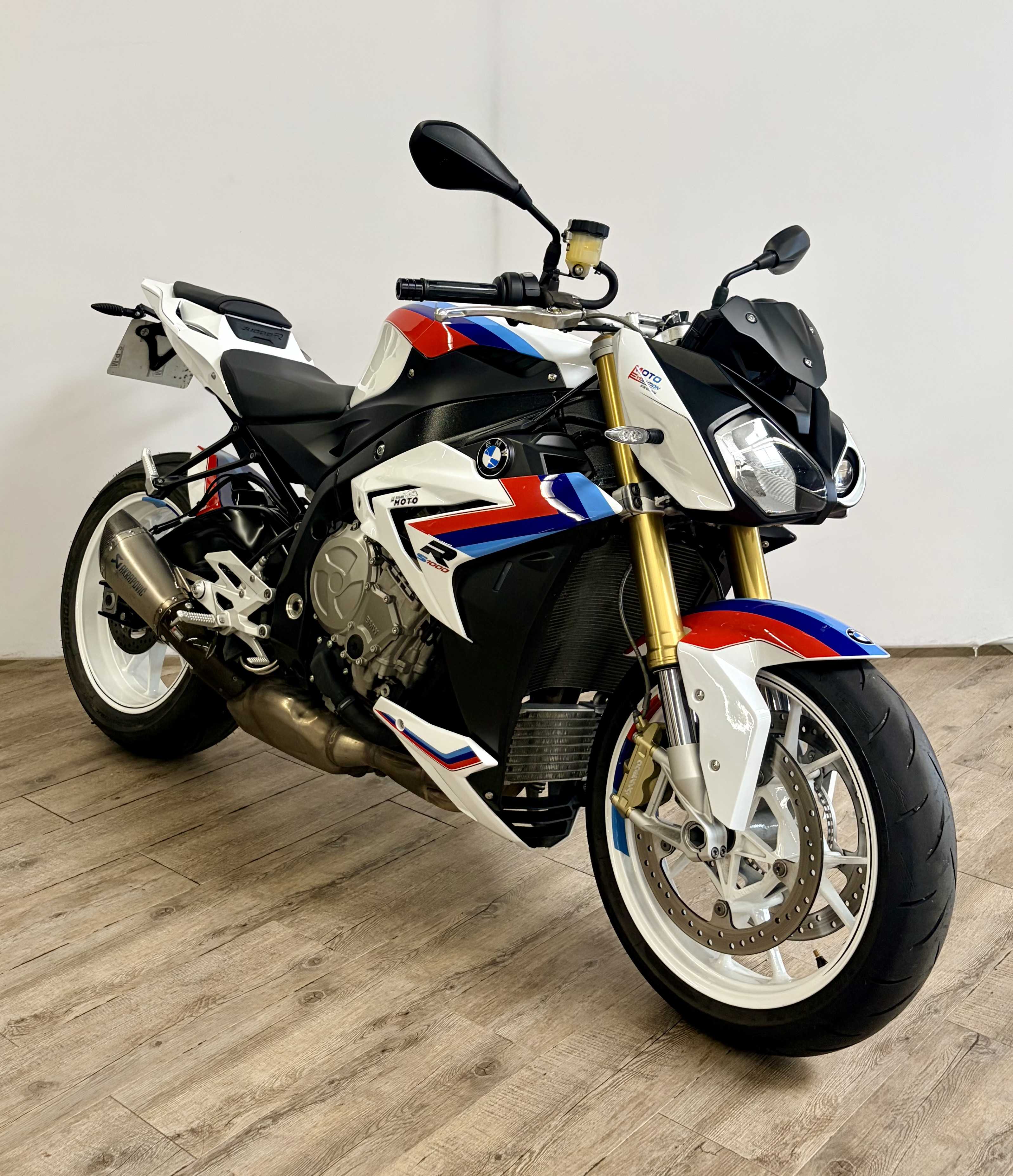 BMW S 1000 R 2014 HD vue 3/4 droite