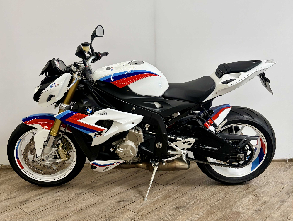BMW S 1000 R 2014 vue gauche
