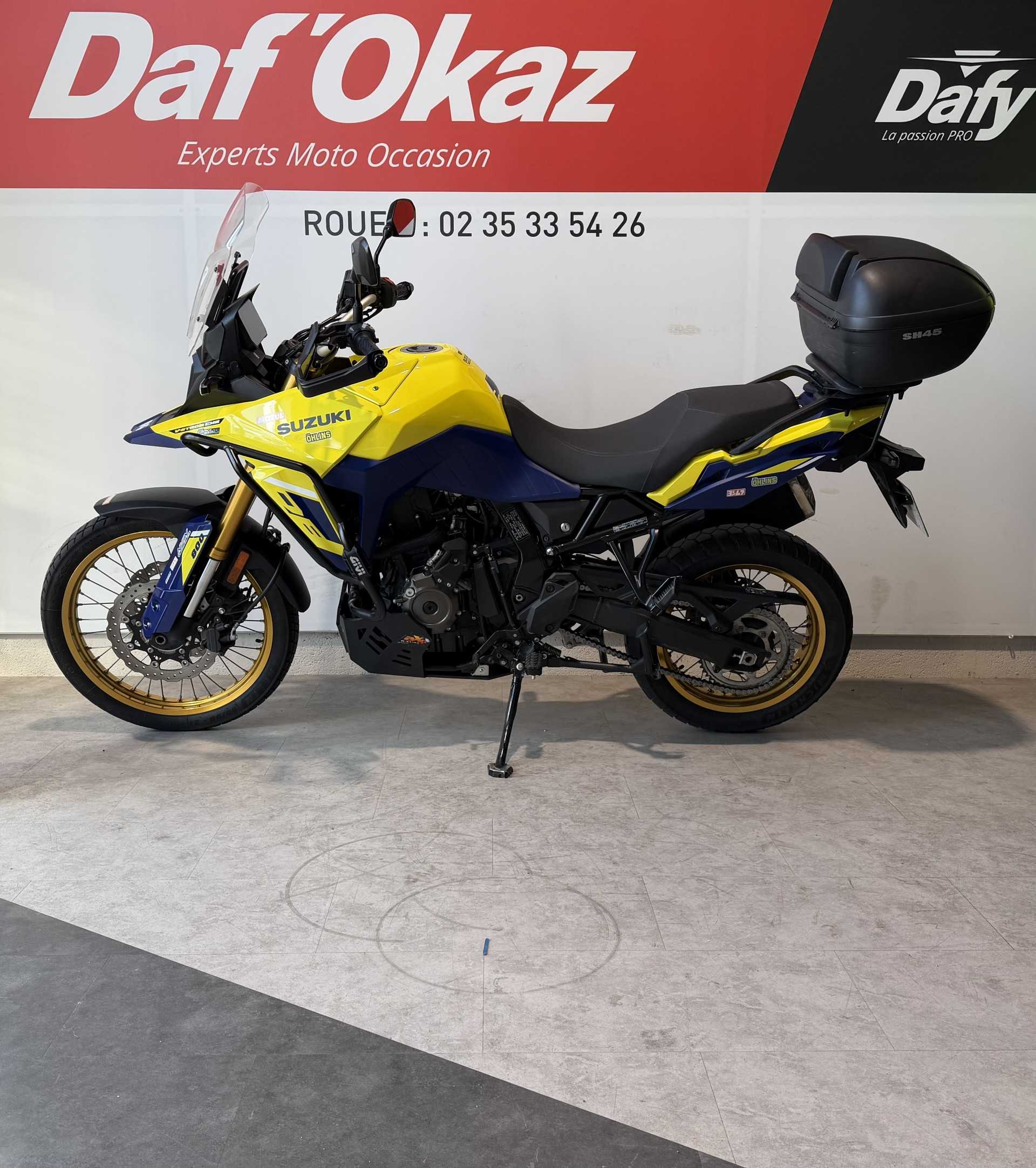 Suzuki DL 800 V-Strom DE 2023 HD vue gauche