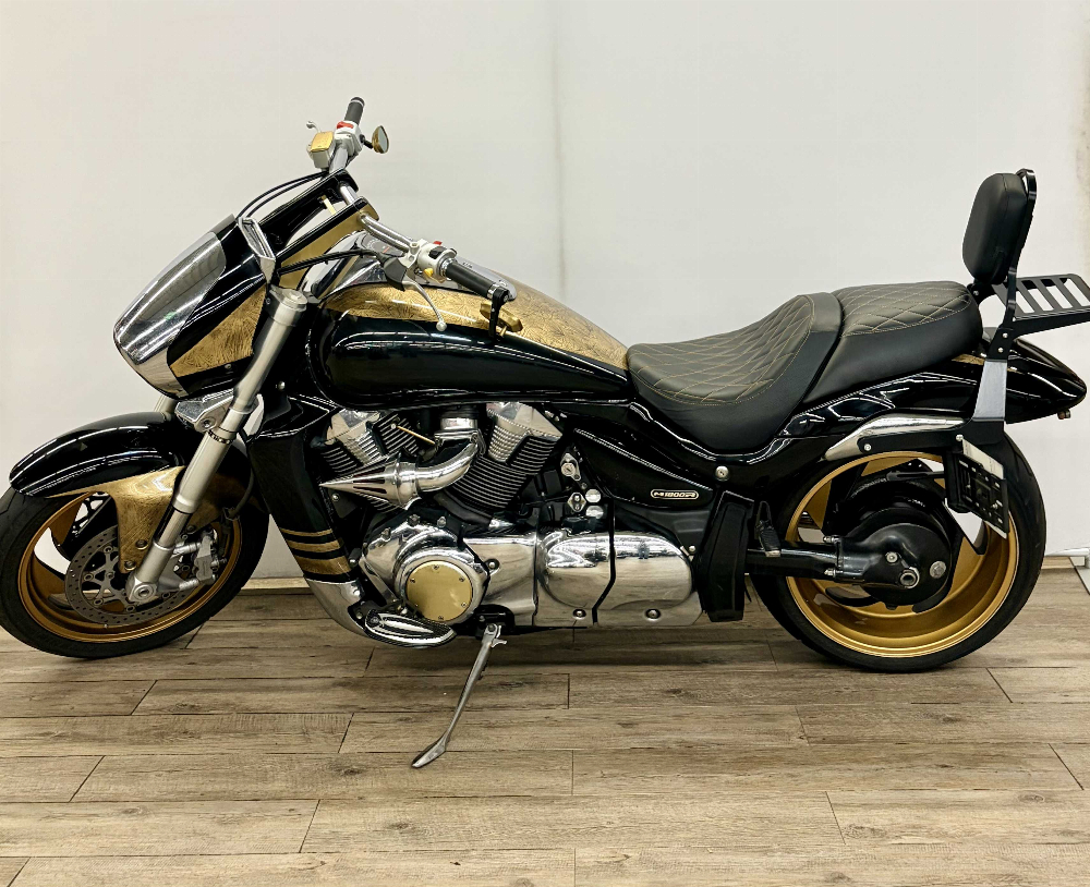 Suzuki VZR 1800 Intruder (M1800R) 2007 vue gauche