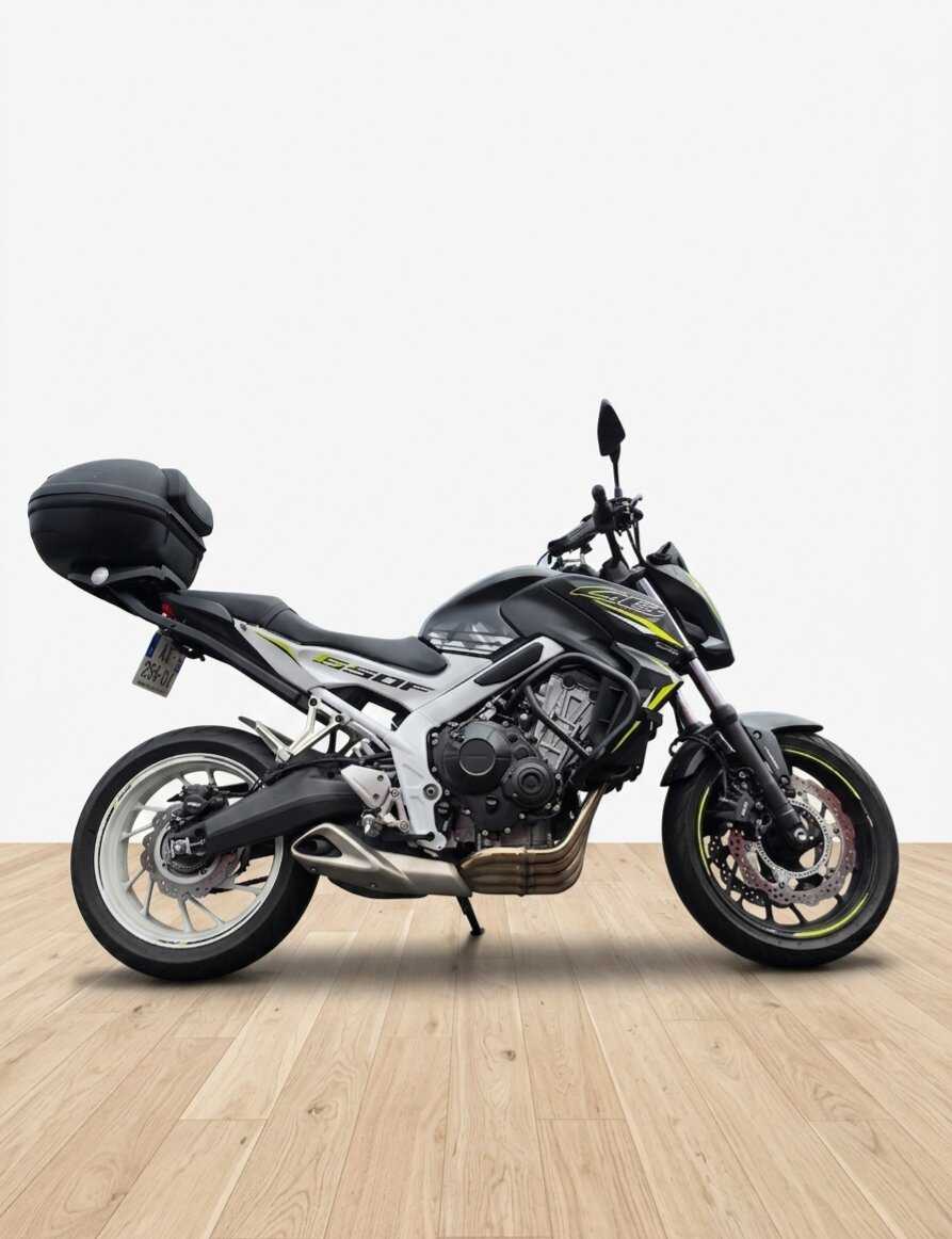 Honda CB 650 F ABS 2016 vue 3/4 droite