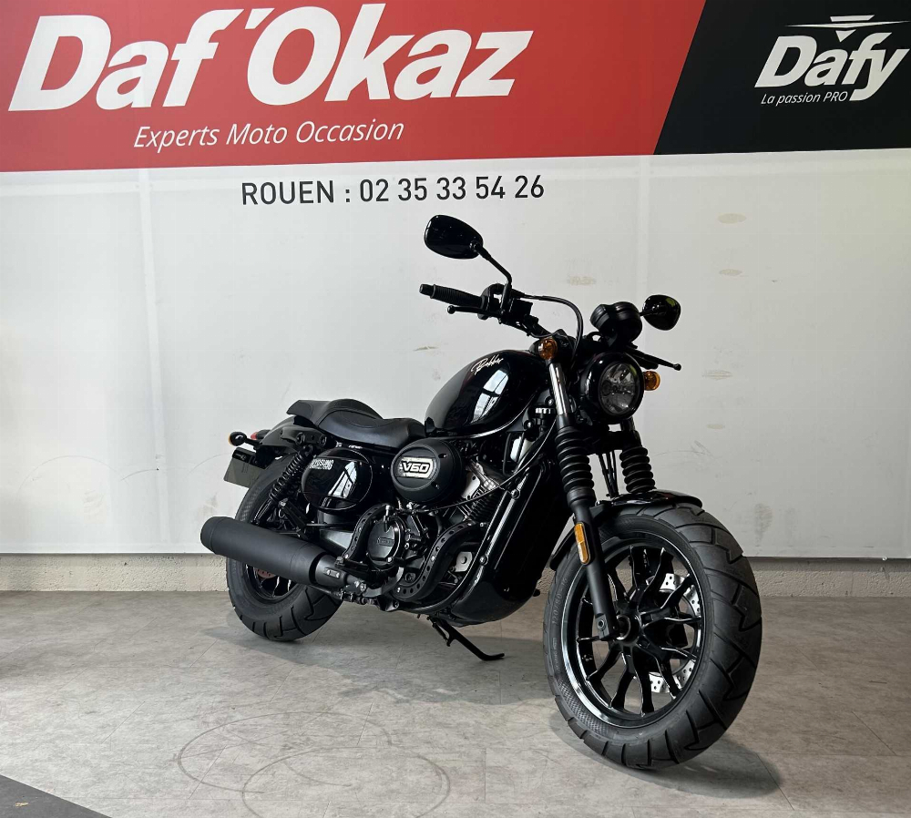 Hyosung 125 BOBBER BOBBER 2021 vue 3/4 droite