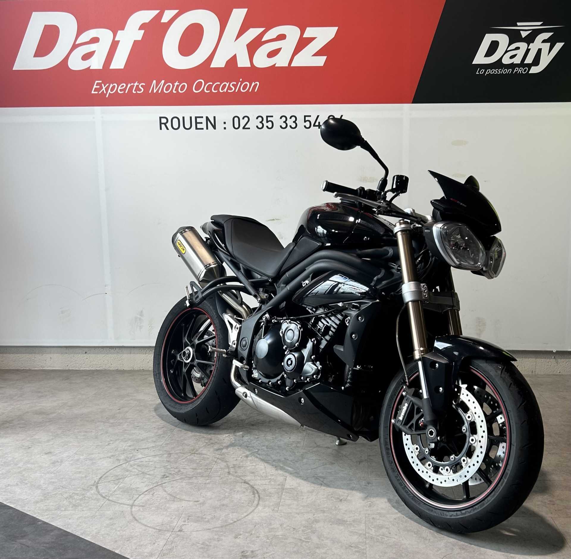Triumph 1050 Speed Triple ABS 2014 HD vue 3/4 droite