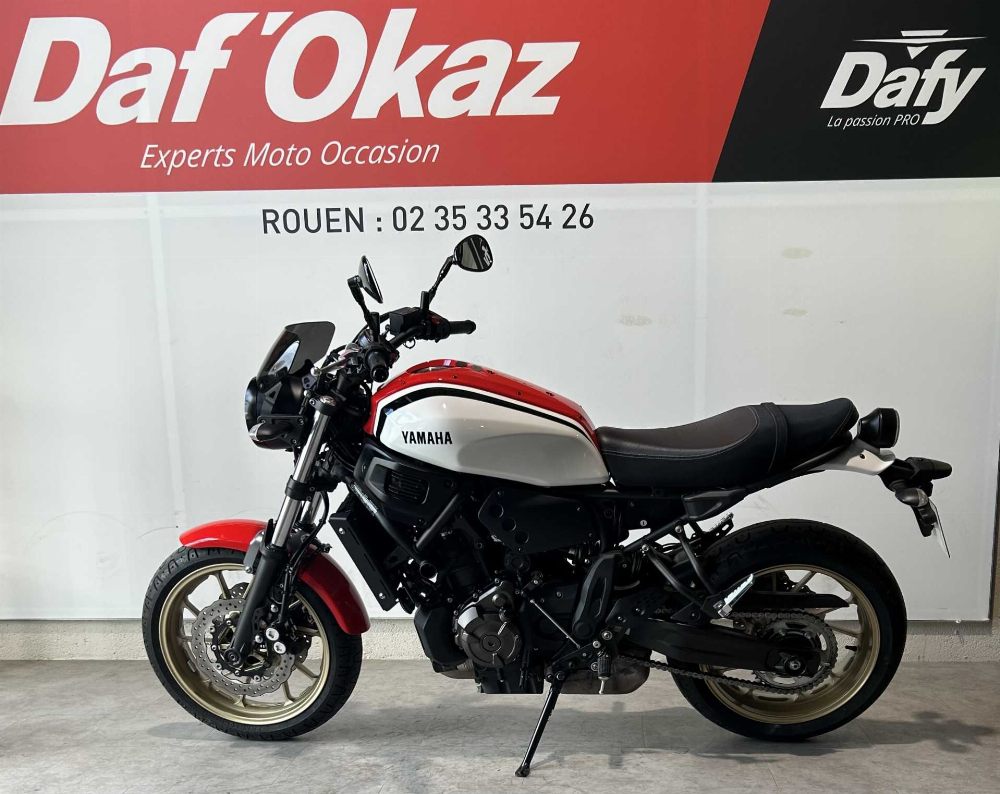 Yamaha XSR 700 2021 vue gauche